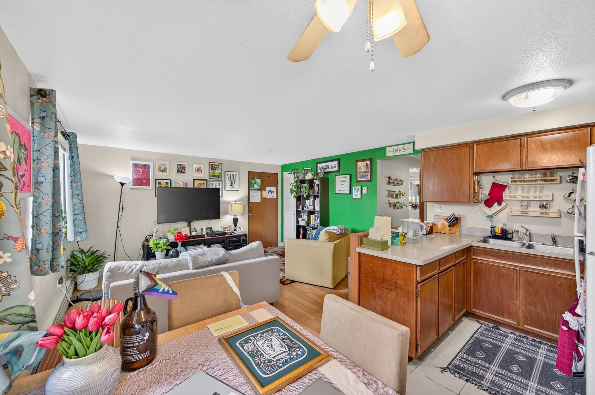 View of Residential Income at 2701 Virginia Avenue, New Hope MN 55427, New Hope (23 of 74) - Mike Wilen | Minnesota Team Real Estate