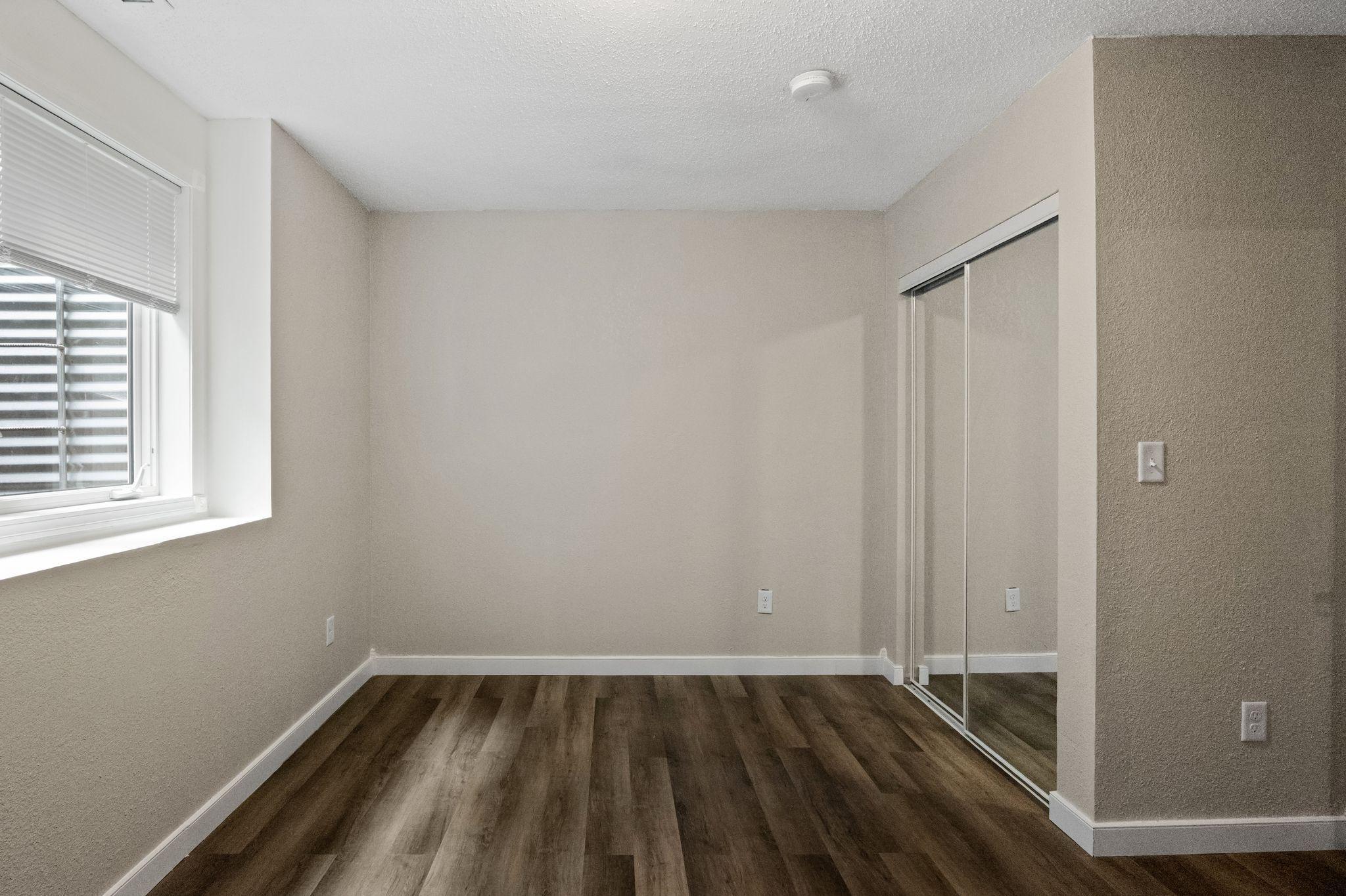 View of Residential at 3120 4th Street, Minneapolis MN 55414, Minneapolis (18 of 26) - Mike Wilen | Minnesota Team Real Estate