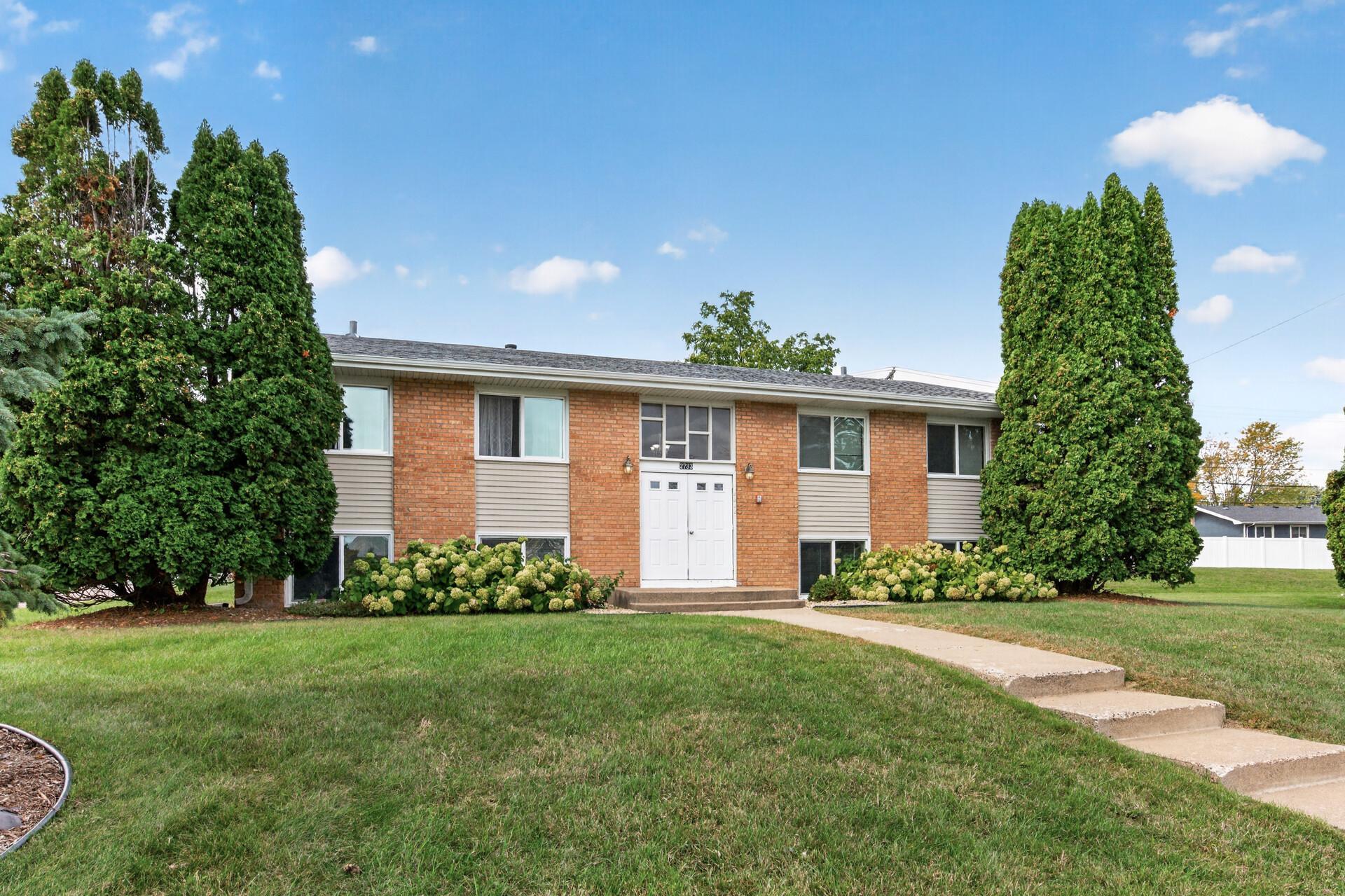 View of Residential Income at 2733 Virginia Avenue, New Hope MN 55427, New Hope (57 of 69) - Mike Wilen | Minnesota Team Real Estate