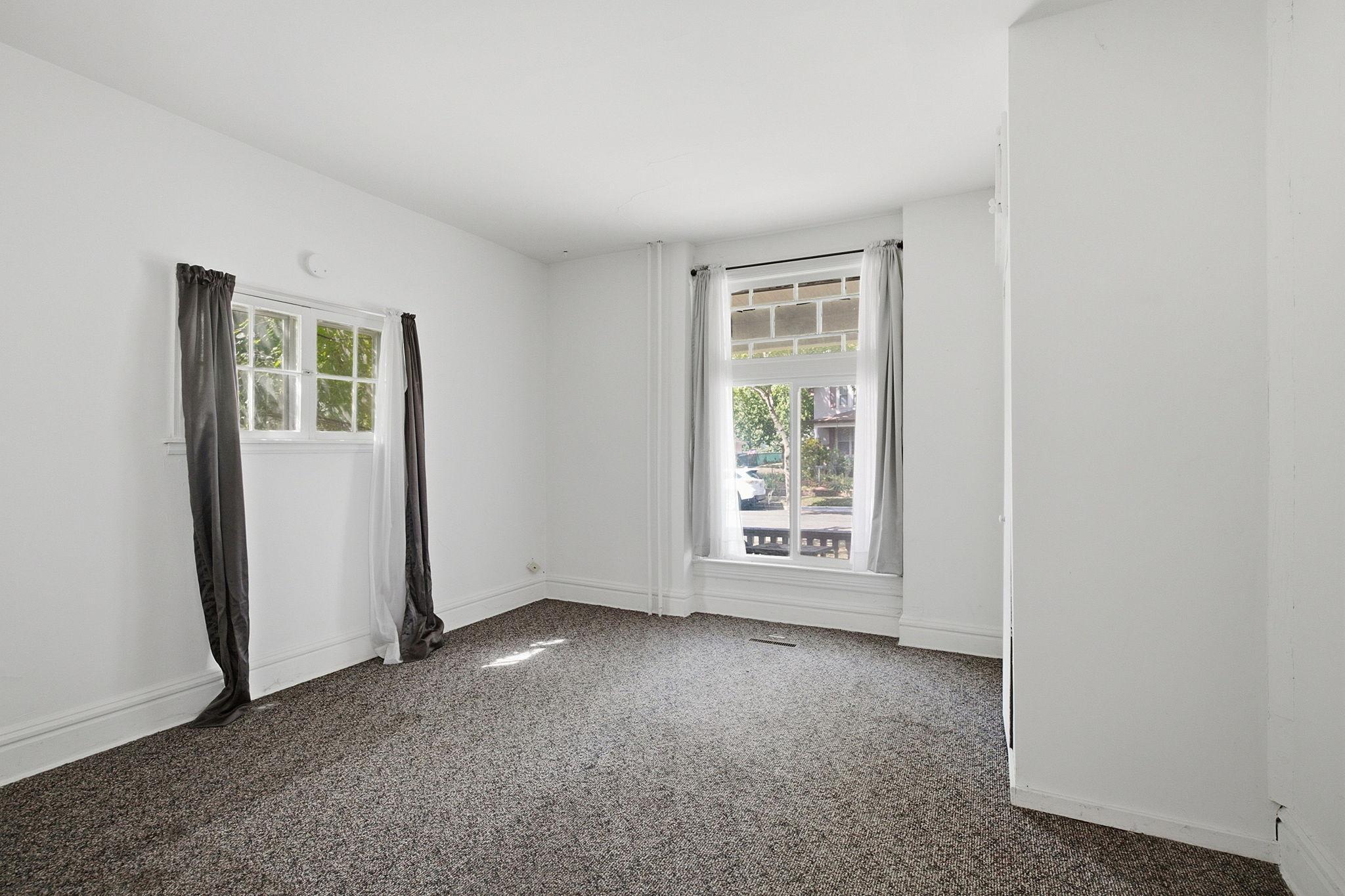 View of Residential Income at 354 Jenks Avenue, Saint Paul MN 55130, Saint Paul (9 of 42) - Mike Wilen | Minnesota Team Real Estate