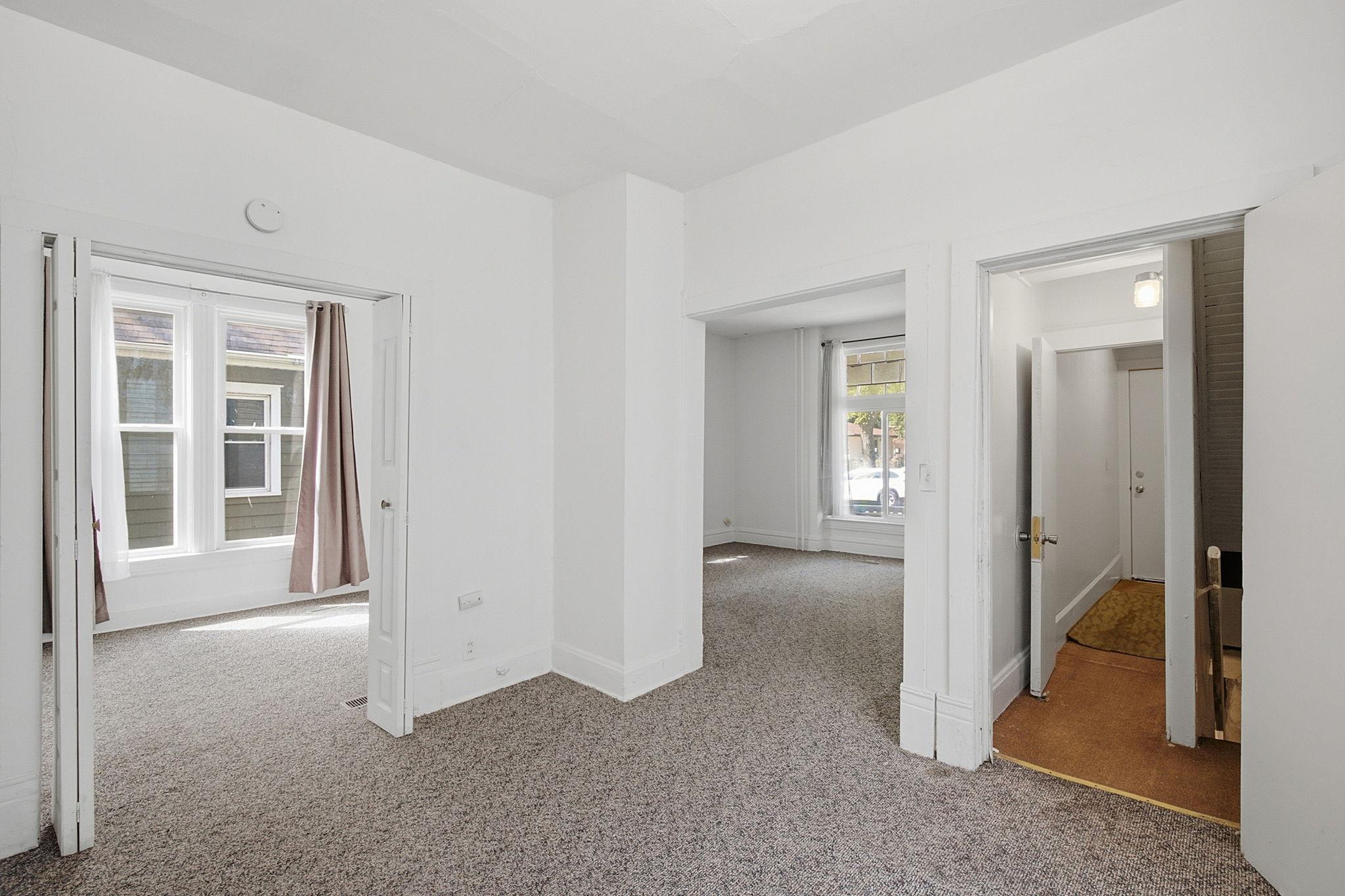 View of Residential Income at 354 Jenks Avenue, Saint Paul MN 55130, Saint Paul (8 of 42) - Mike Wilen | Minnesota Team Real Estate
