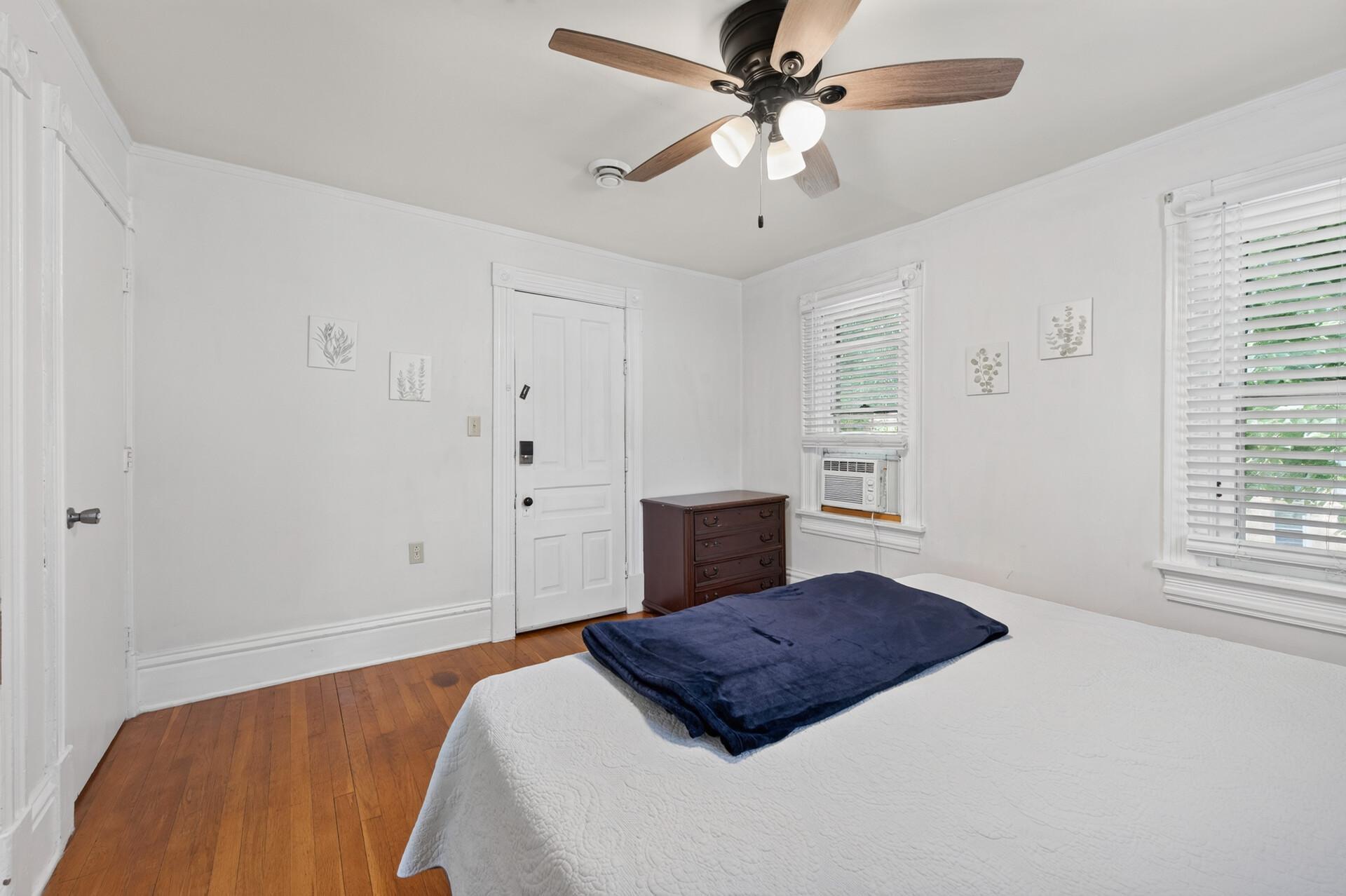 View of Residential Income at 677 Sherburne Avenue, Saint Paul MN 55104, Saint Paul (71 of 73) - Mike Wilen | Minnesota Team Real Estate