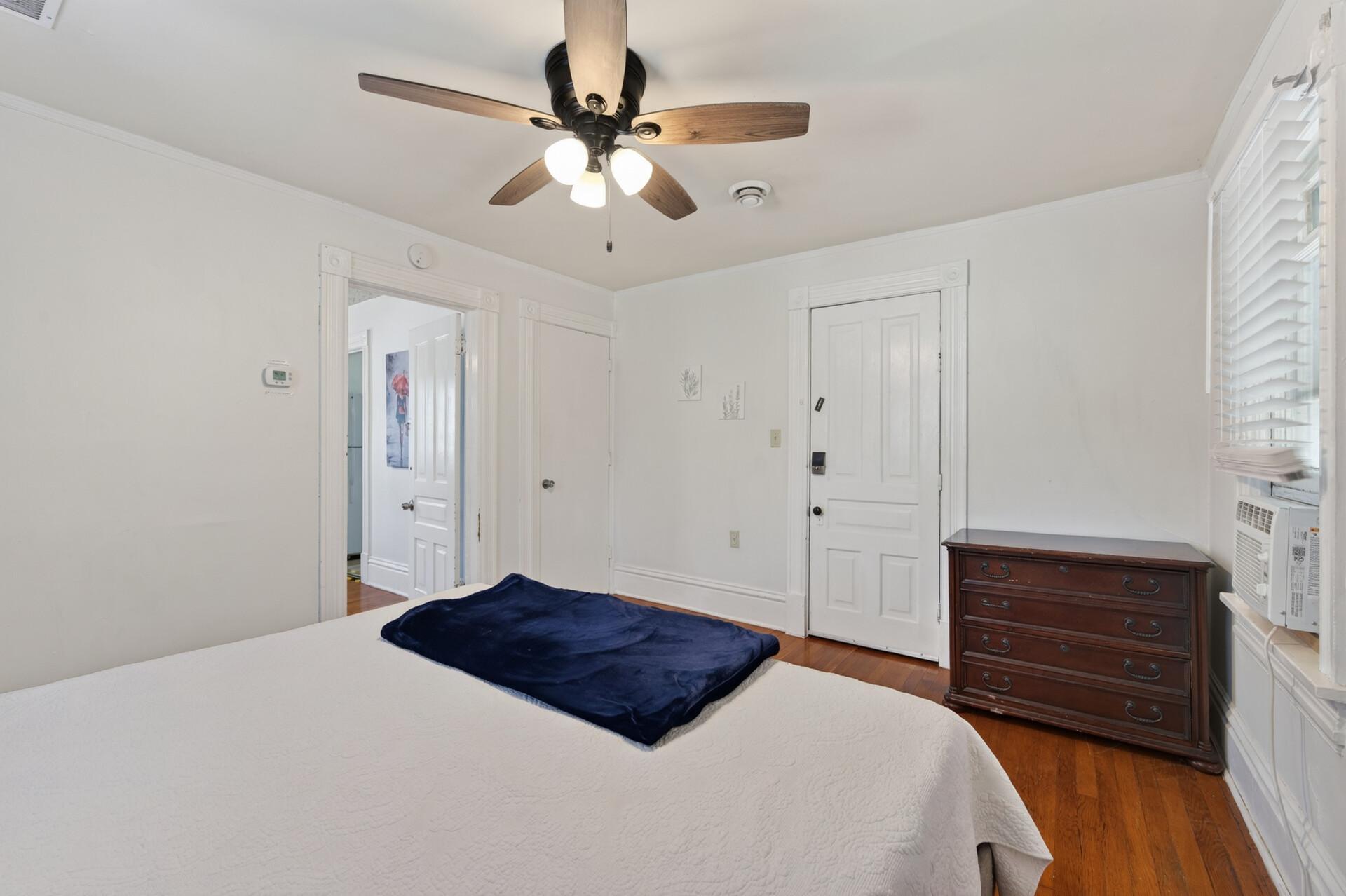View of Residential Income at 677 Sherburne Avenue, Saint Paul MN 55104, Saint Paul (70 of 73) - Mike Wilen | Minnesota Team Real Estate