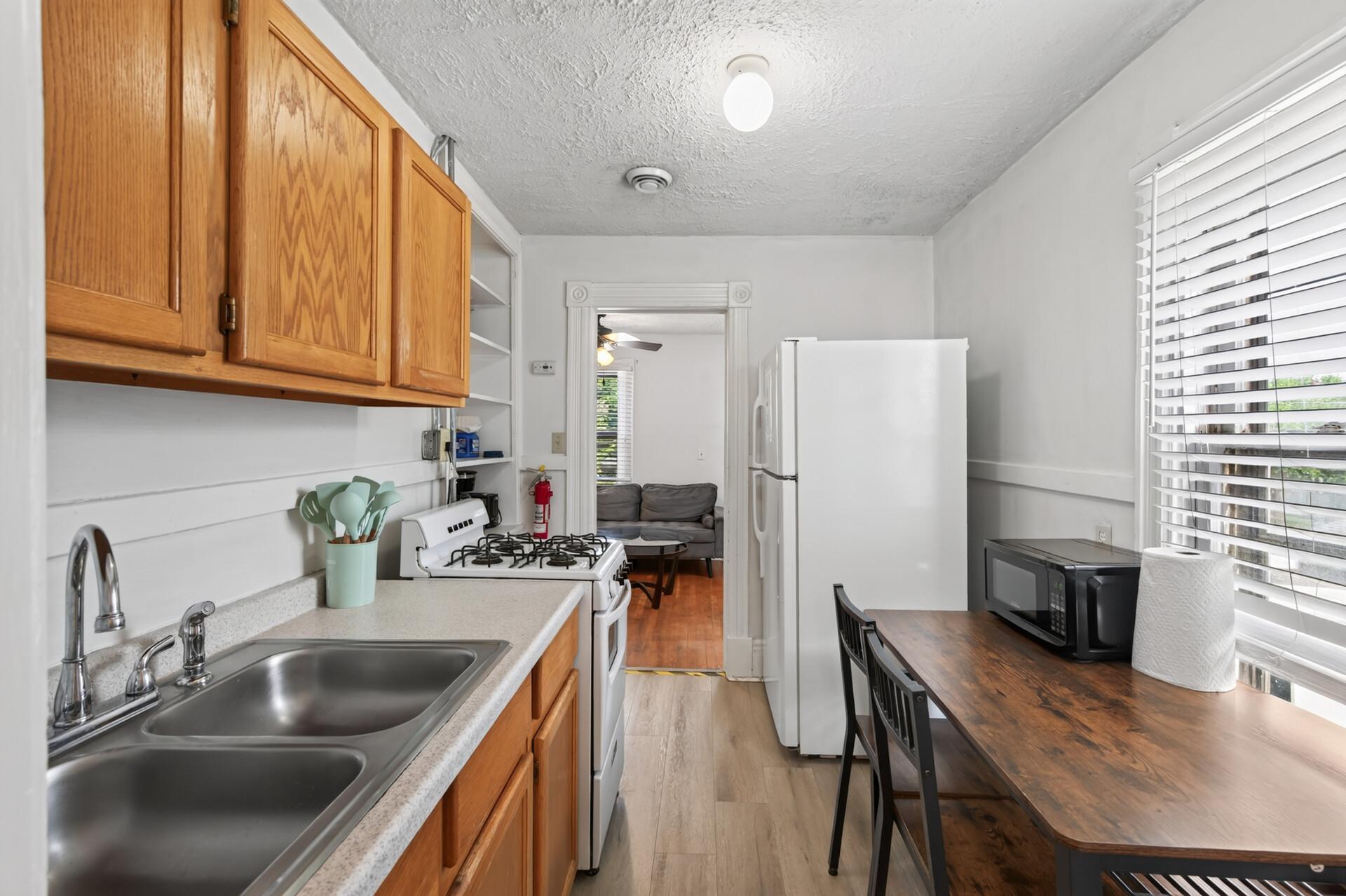View of Residential Income at 677 Sherburne Avenue, Saint Paul MN 55104, Saint Paul (65 of 73) - Mike Wilen | Minnesota Team Real Estate