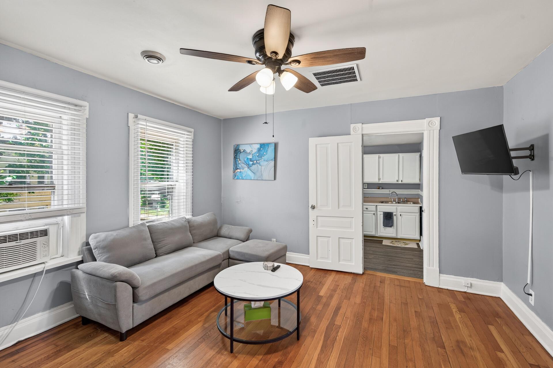 View of Residential Income at 677 Sherburne Avenue, Saint Paul MN 55104, Saint Paul (25 of 73) - Mike Wilen | Minnesota Team Real Estate