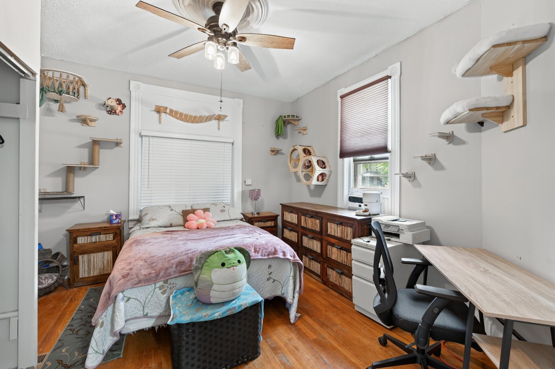 View of Residential Income at 677 Sherburne Avenue, Saint Paul MN 55104, Saint Paul (15 of 73) - Mike Wilen | Minnesota Team Real Estate