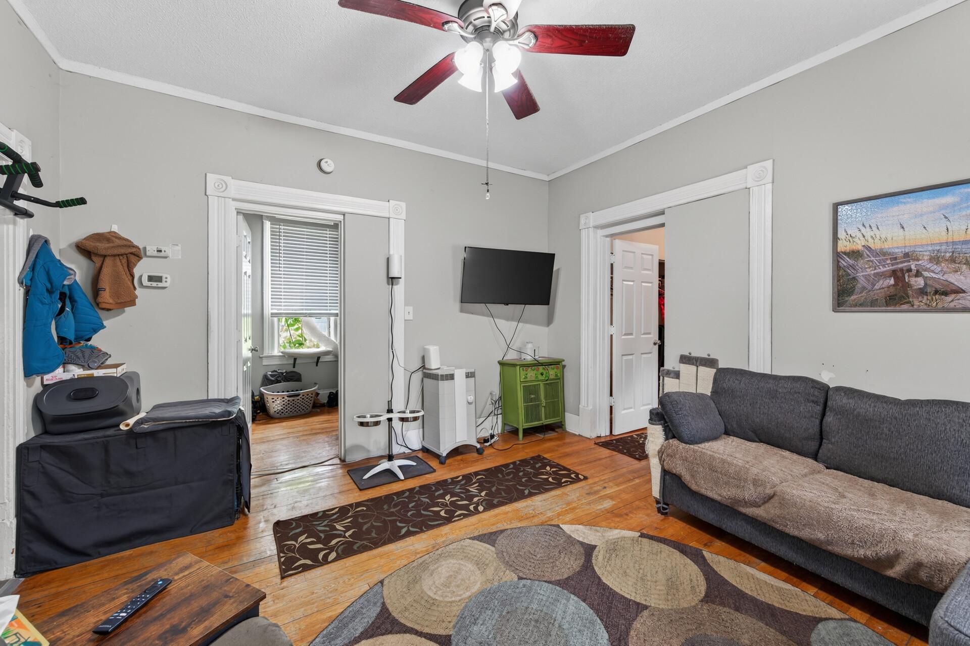 View of Residential Income at 677 Sherburne Avenue, Saint Paul MN 55104, Saint Paul (13 of 73) - Mike Wilen | Minnesota Team Real Estate