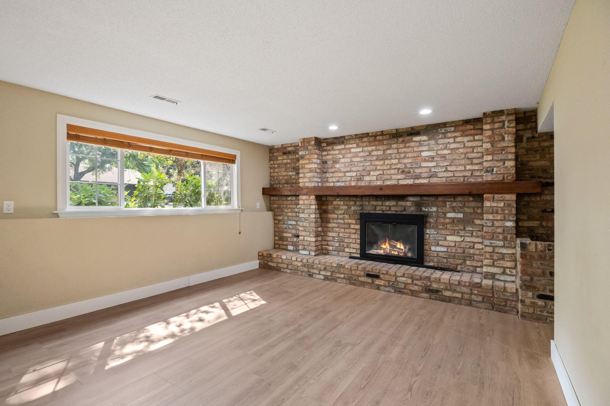 View of Residential at 10340 Decatur Avenue, Bloomington MN 55438, Bloomington (15 of 20) - Mike Wilen | Minnesota Team Real Estate
