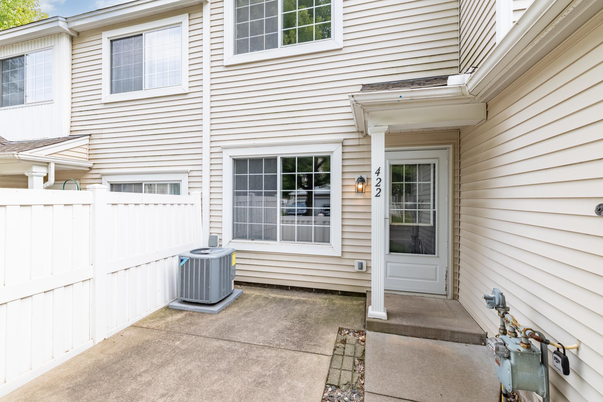 View of Residential at 422 Leeward Trail, Woodbury MN 55129, Woodbury (24 of 27) - Mike Wilen | Minnesota Team Real Estate