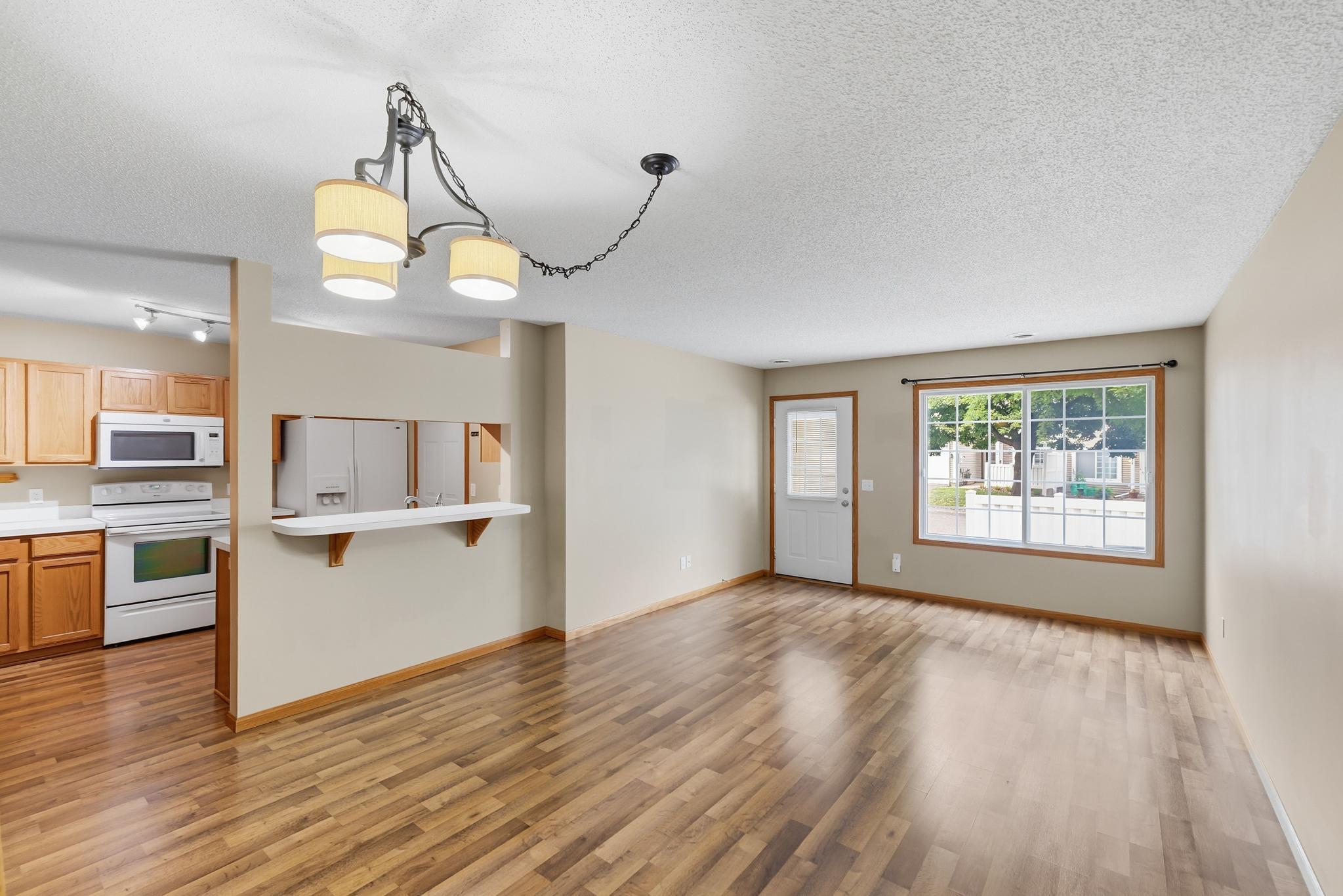 View of Residential at 422 Leeward Trail, Woodbury MN 55129, Woodbury (5 of 27) - Mike Wilen | Minnesota Team Real Estate