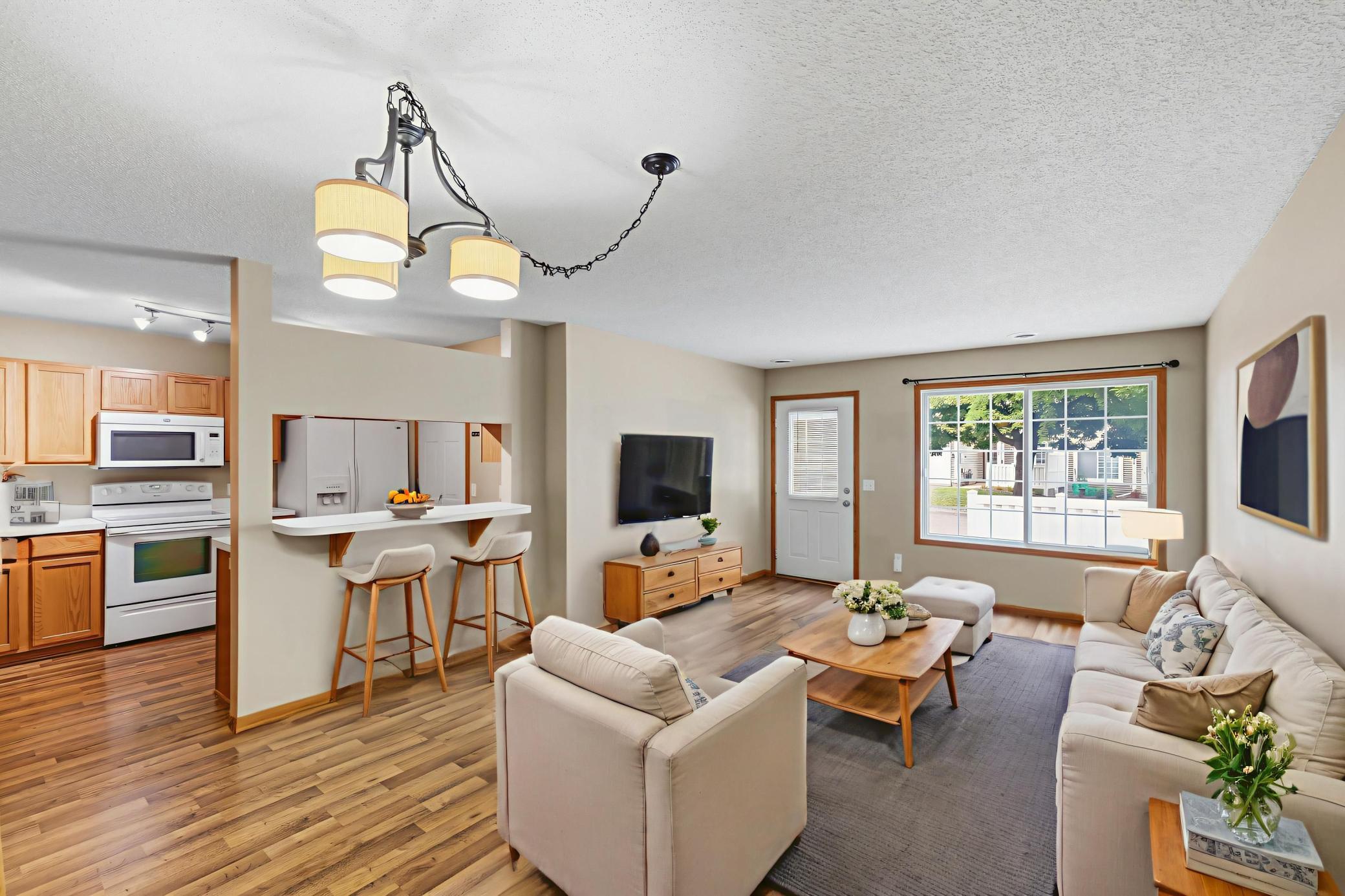 View of Residential at 422 Leeward Trail, Woodbury MN 55129, Woodbury (4 of 27) - Mike Wilen | Minnesota Team Real Estate