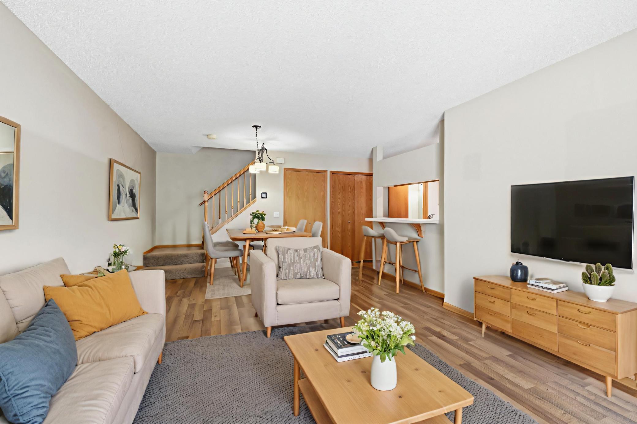 View of Residential at 422 Leeward Trail, Woodbury MN 55129, Woodbury (6 of 27) - Mike Wilen | Minnesota Team Real Estate