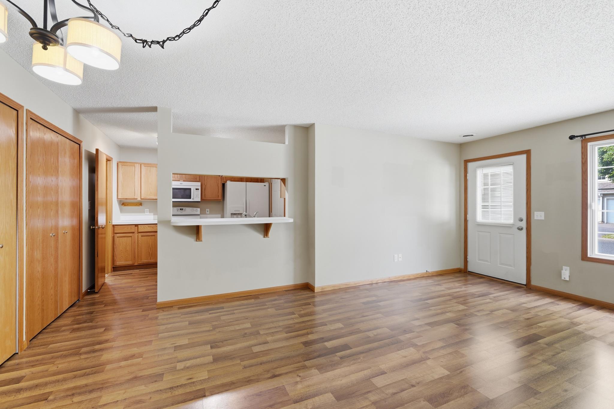 View of Residential at 422 Leeward Trail, Woodbury MN 55129, Woodbury (10 of 27) - Mike Wilen | Minnesota Team Real Estate