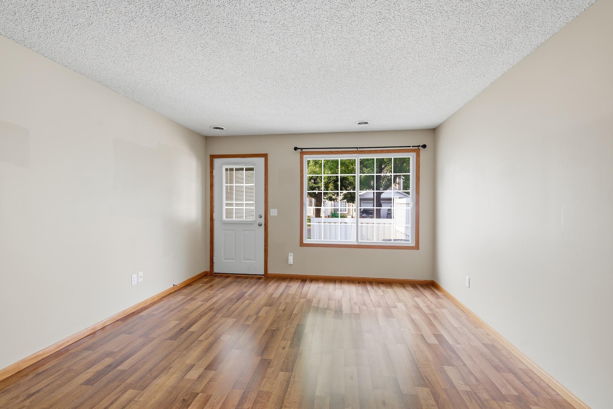 View of Residential at 422 Leeward Trail, Woodbury MN 55129, Woodbury (3 of 27) - Mike Wilen | Minnesota Team Real Estate