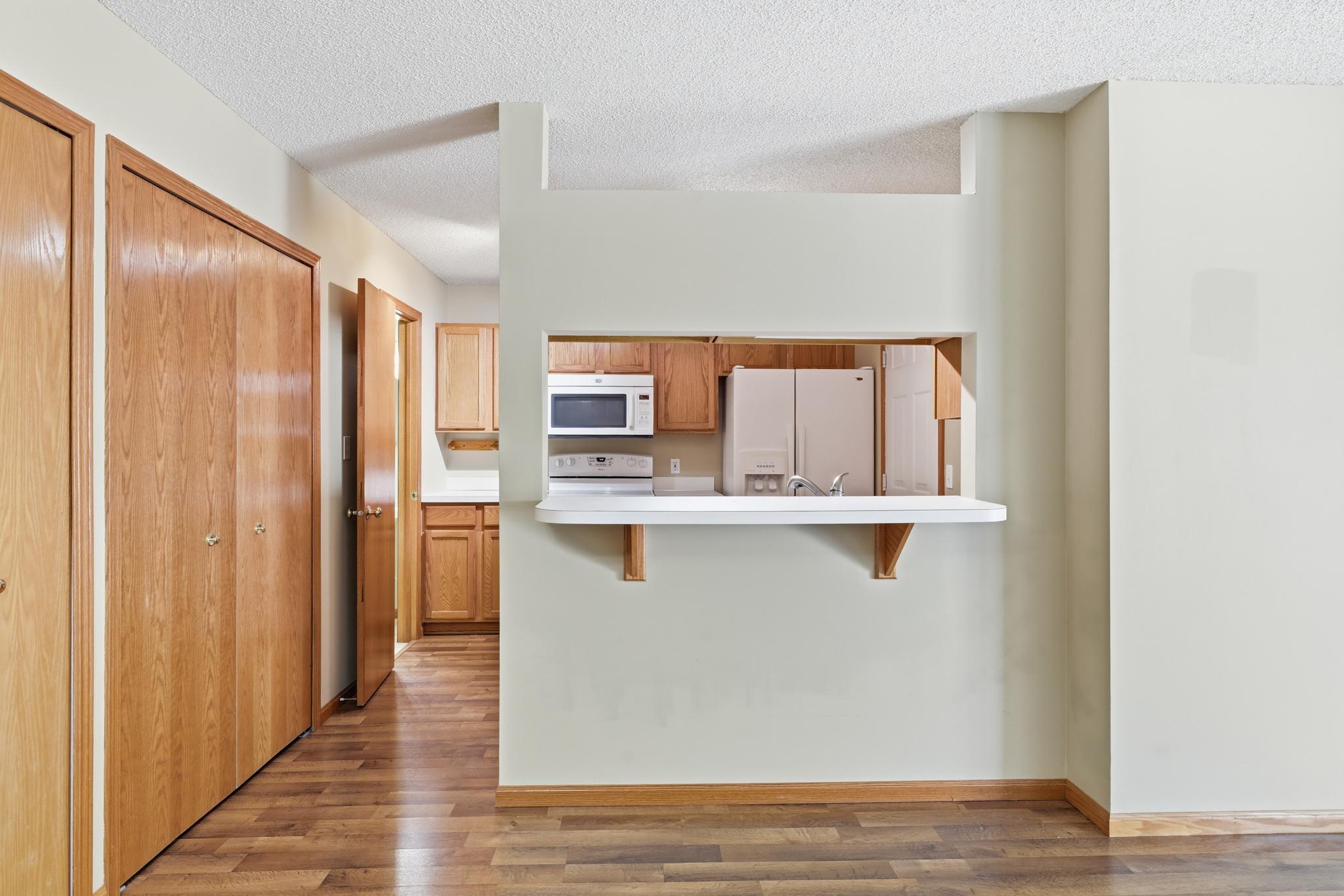 View of Residential at 422 Leeward Trail, Woodbury MN 55129, Woodbury (9 of 27) - Mike Wilen | Minnesota Team Real Estate