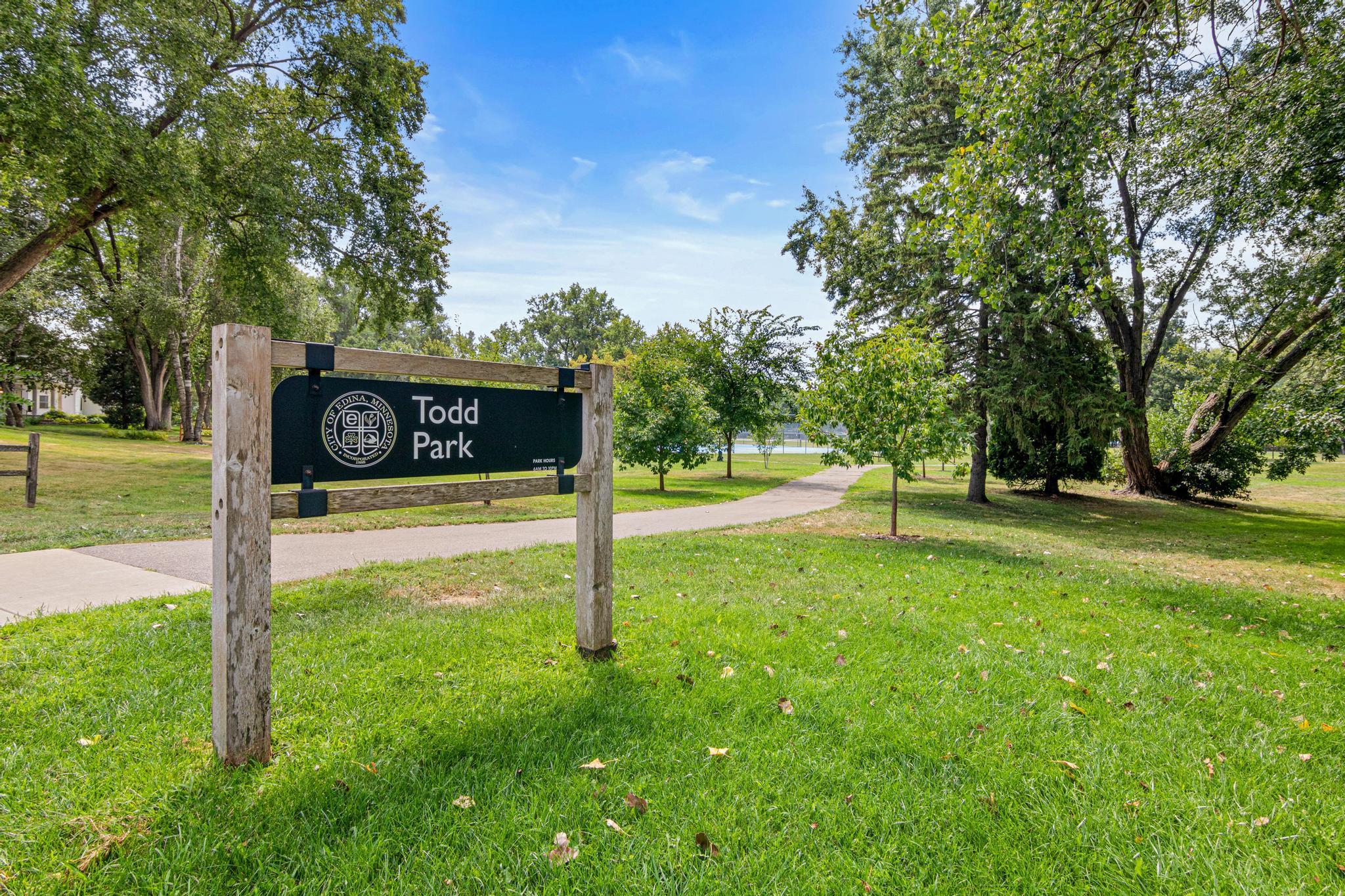View of Residential at 4380 Brookside Court #213, Edina MN 55436, Edina (40 of 43) - Mike Wilen | Minnesota Team Real Estate