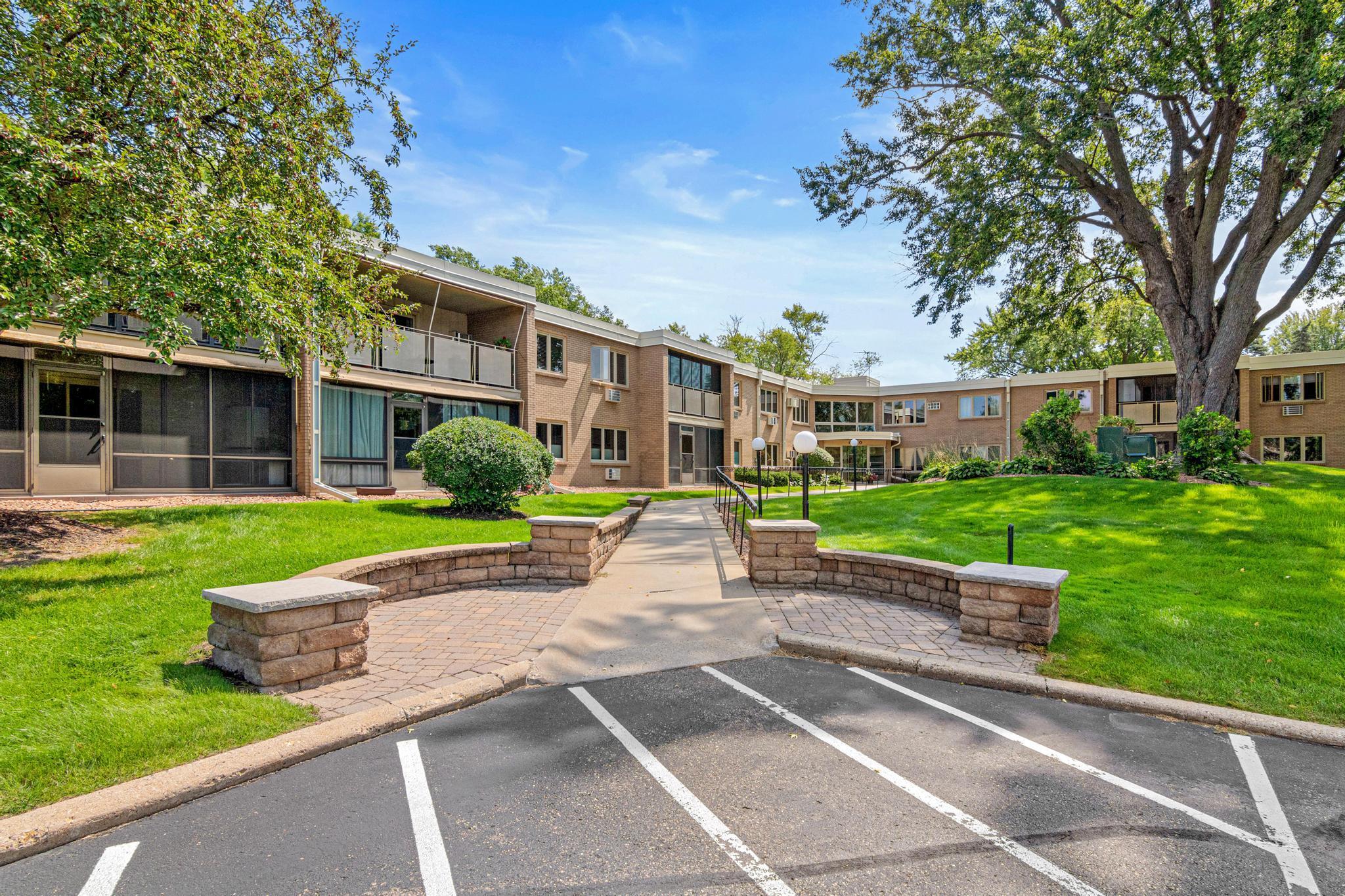 View of Residential at 4380 Brookside Court #213, Edina MN 55436, Edina (42 of 43) - Mike Wilen | Minnesota Team Real Estate