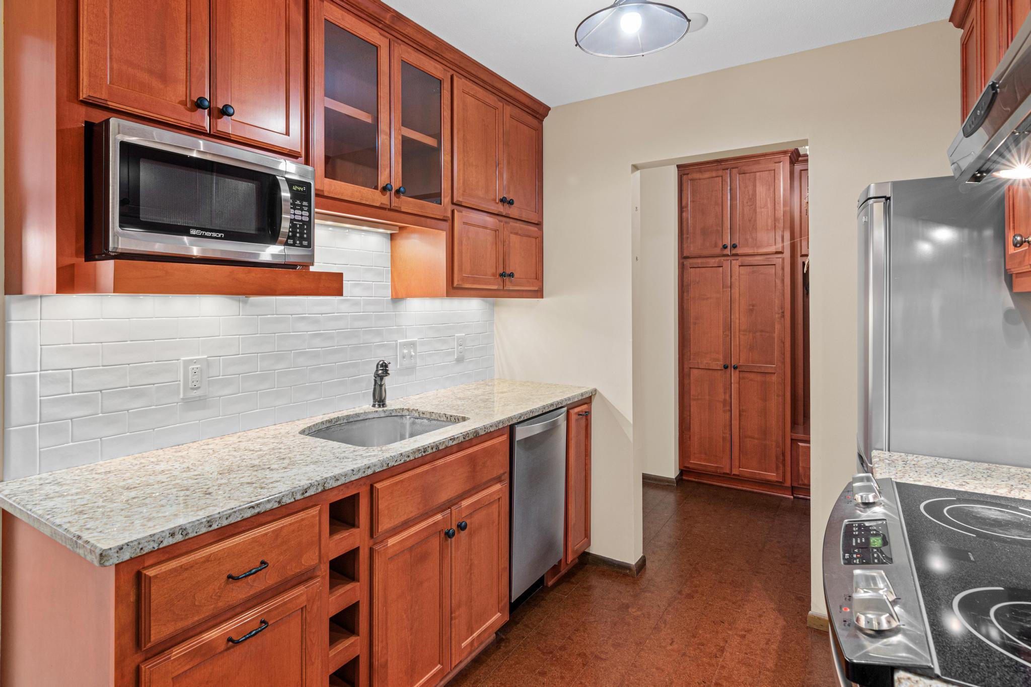 View of Residential at 4380 Brookside Court #213, Edina MN 55436, Edina (14 of 43) - Mike Wilen | Minnesota Team Real Estate
