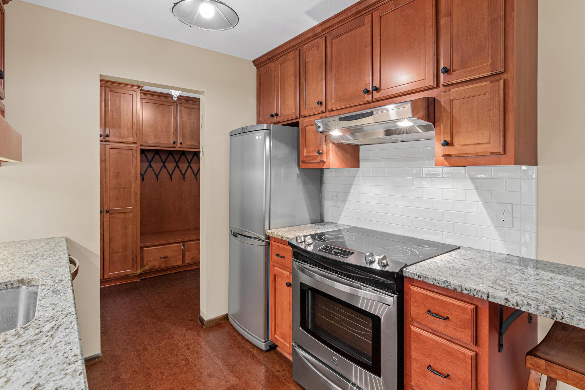 View of Residential at 4380 Brookside Court #213, Edina MN 55436, Edina (12 of 43) - Mike Wilen | Minnesota Team Real Estate