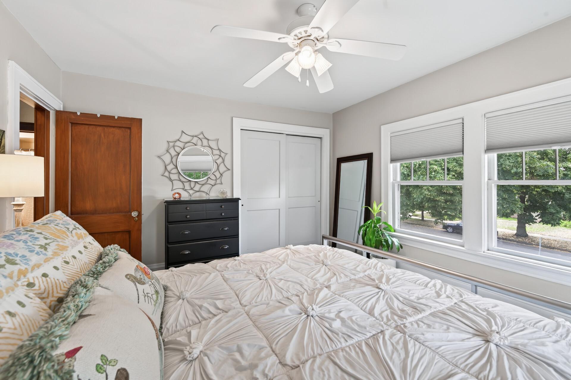 View of Residential at 1947 Portland Avenue, Saint Paul MN 55104, Saint Paul (33 of 53) - Mike Wilen | Minnesota Team Real Estate