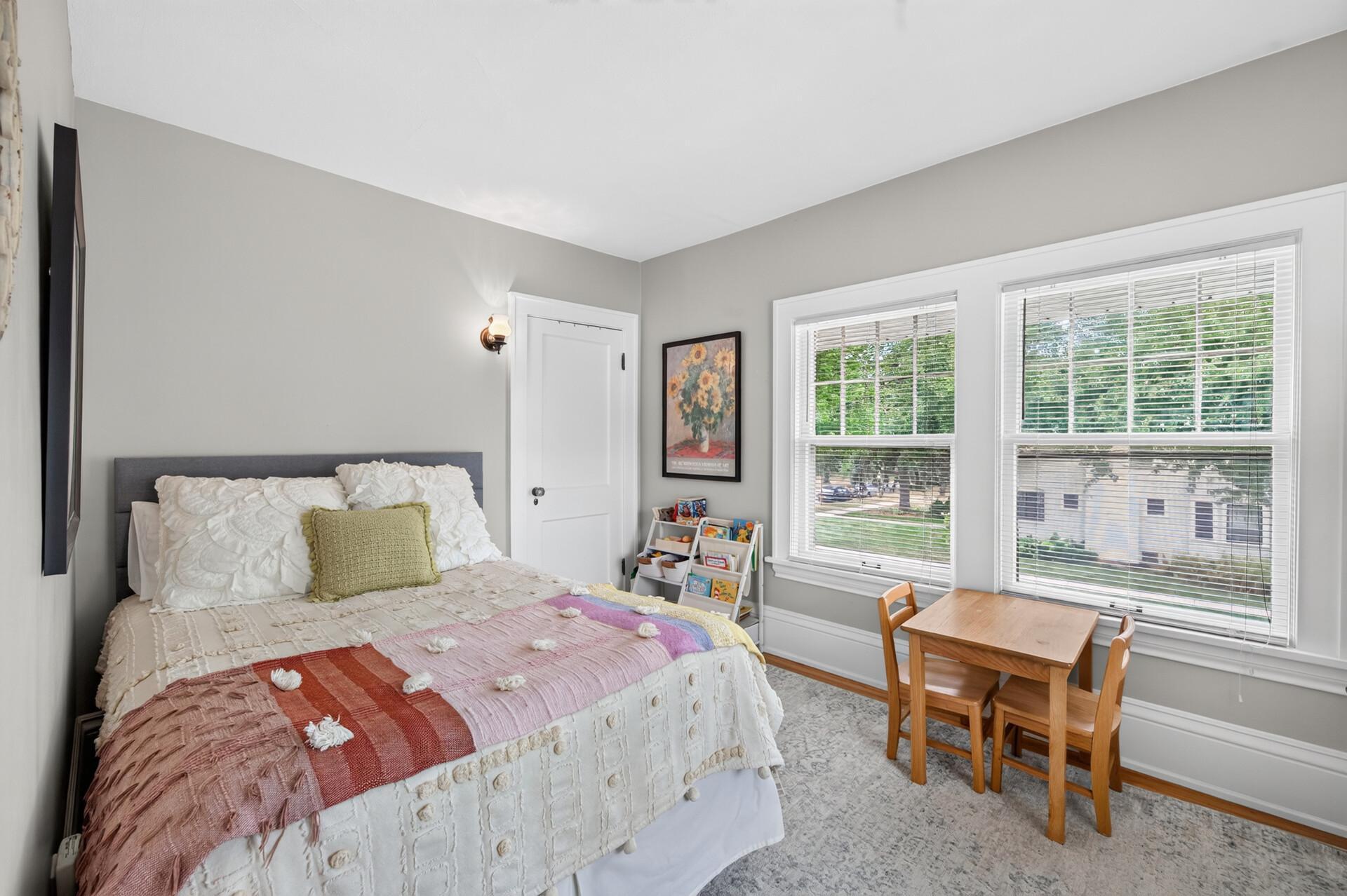 View of Residential at 1947 Portland Avenue, Saint Paul MN 55104, Saint Paul (29 of 53) - Mike Wilen | Minnesota Team Real Estate