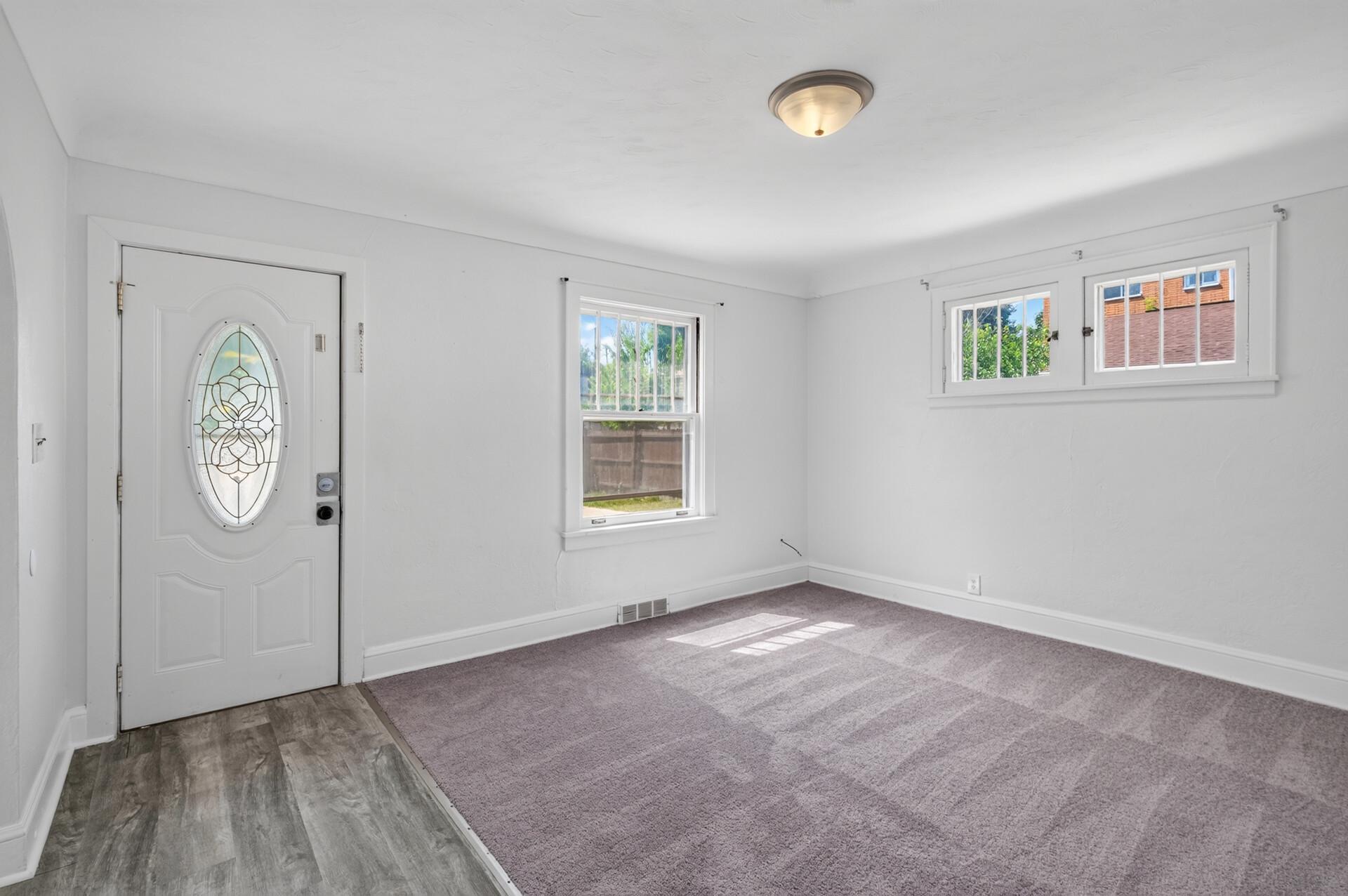 View of Residential at 569 Hatch Avenue, Saint Paul MN 55117, Saint Paul (3 of 28) - Mike Wilen | Minnesota Team Real Estate