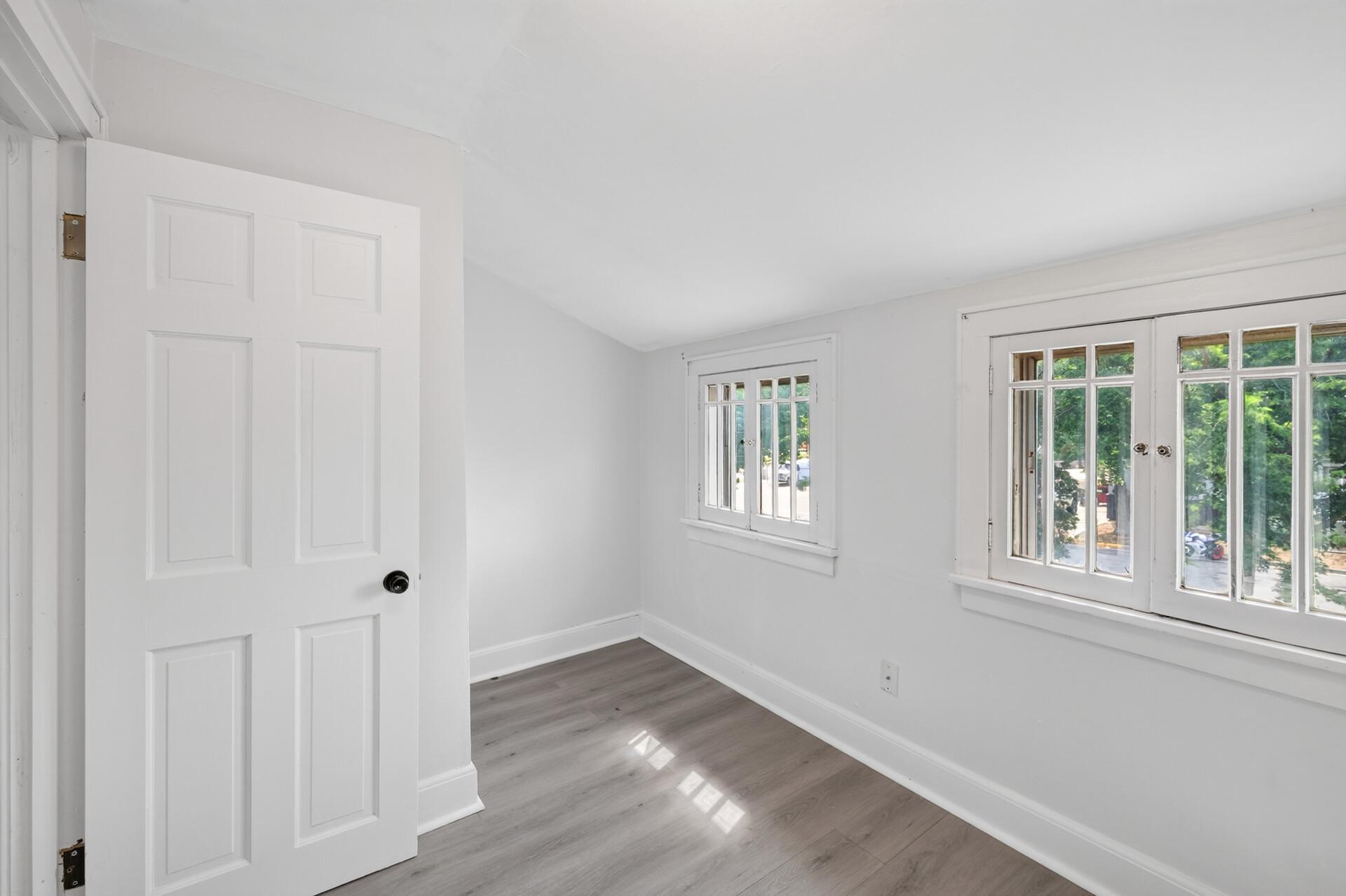 View of Residential at 569 Hatch Avenue, Saint Paul MN 55117, Saint Paul (17 of 28) - Mike Wilen | Minnesota Team Real Estate