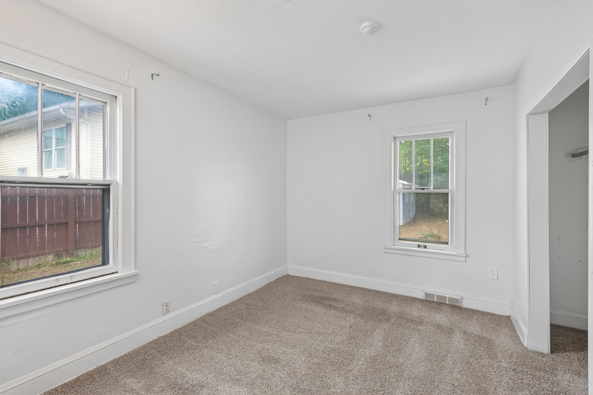 View of Residential at 569 Hatch Avenue, Saint Paul MN 55117, Saint Paul (12 of 28) - Mike Wilen | Minnesota Team Real Estate