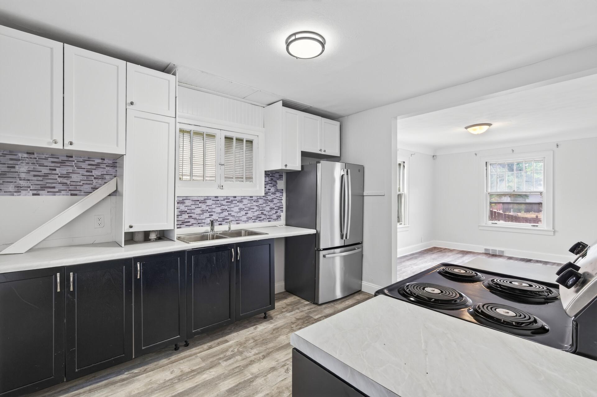 View of Residential at 569 Hatch Avenue, Saint Paul MN 55117, Saint Paul (11 of 28) - Mike Wilen | Minnesota Team Real Estate