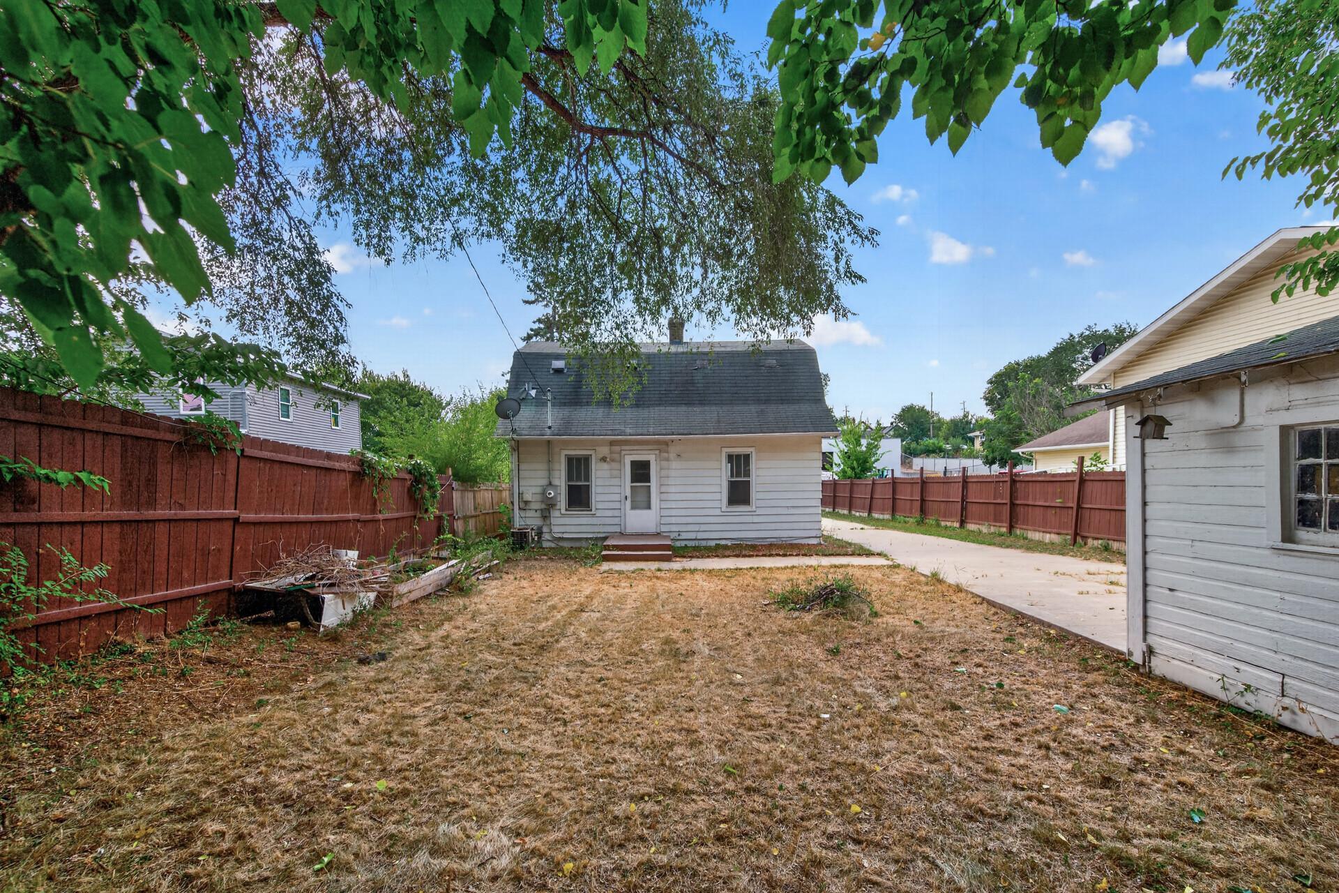 View of Residential at 569 Hatch Avenue, Saint Paul MN 55117, Saint Paul (26 of 28) - Mike Wilen | Minnesota Team Real Estate