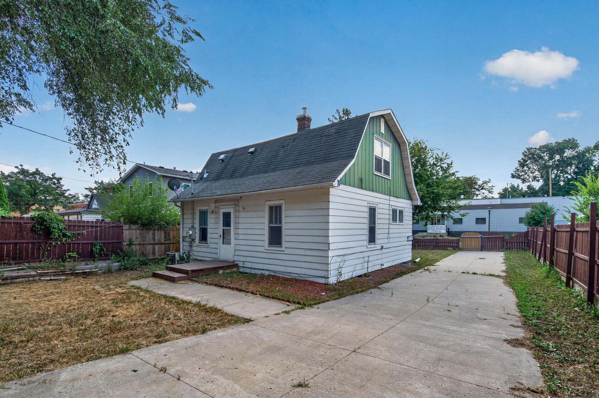 View of Residential at 569 Hatch Avenue, Saint Paul MN 55117, Saint Paul (25 of 28) - Mike Wilen | Minnesota Team Real Estate