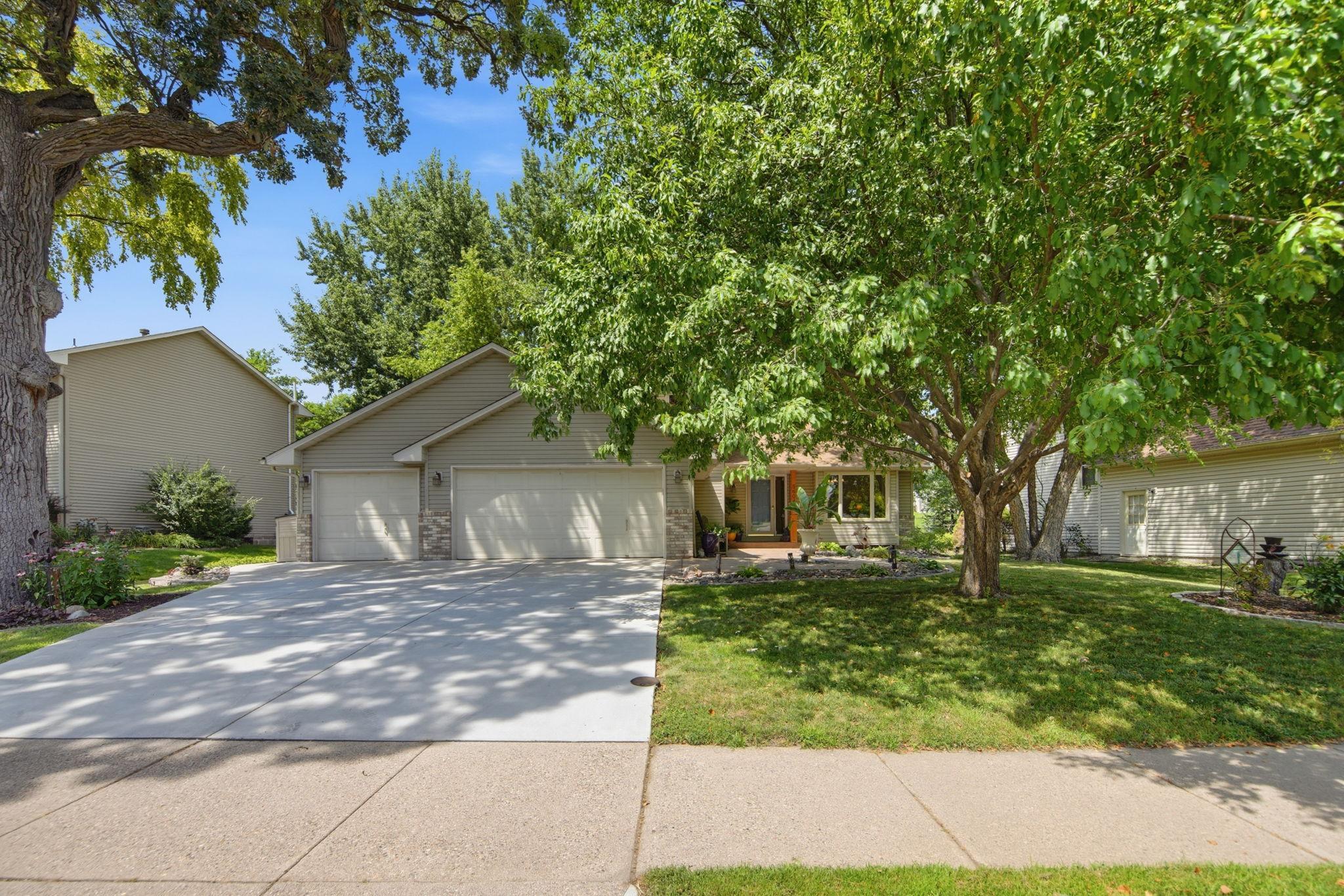 View of Residential at 5604 Lone Oak Drive, Savage MN 55378, Savage (2 of 37) - Mike Wilen | Minnesota Team Real Estate