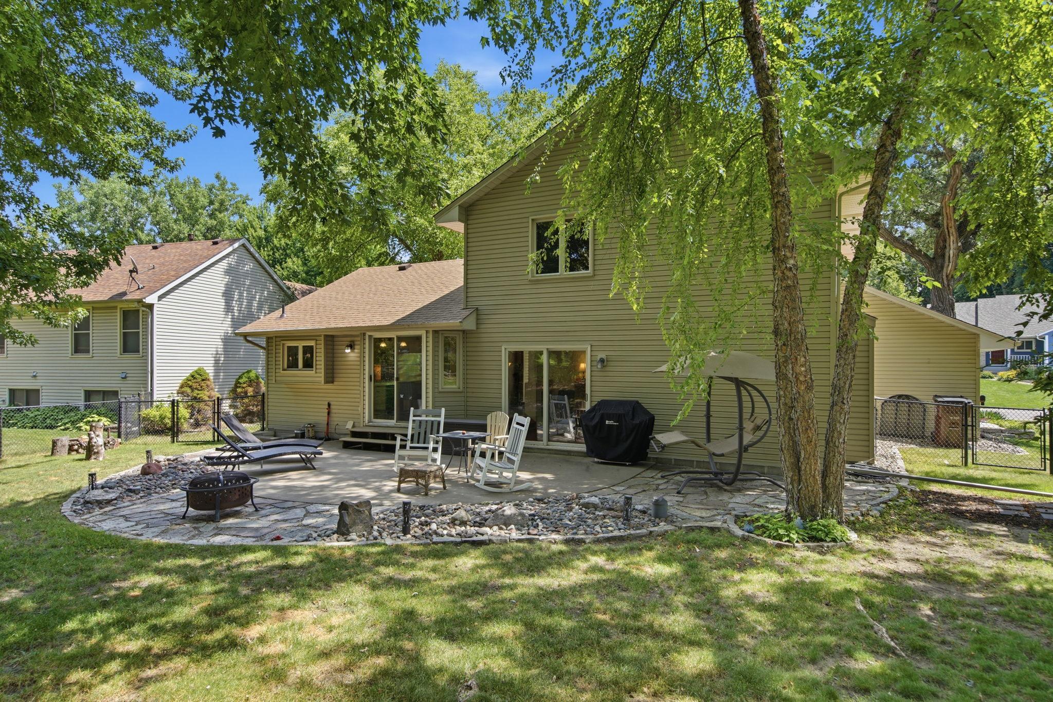 View of Residential at 5604 Lone Oak Drive, Savage MN 55378, Savage (32 of 37) - Mike Wilen | Minnesota Team Real Estate