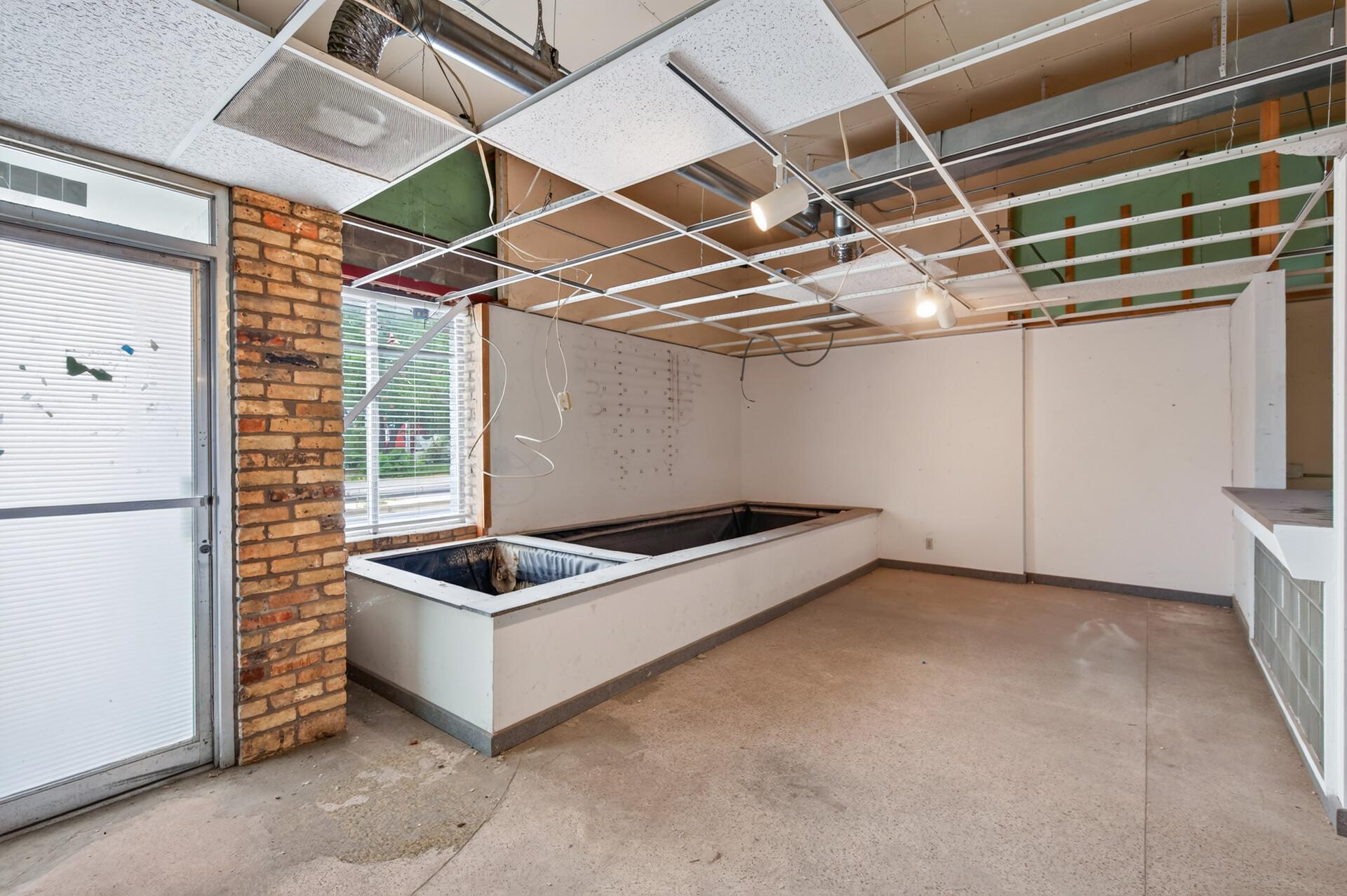 View of Commercial Sale at 2201 Johnson St. N.E., Minneapolis MN 55418, Minneapolis (6 of 83) - Mike Wilen | Minnesota Team Real Estate