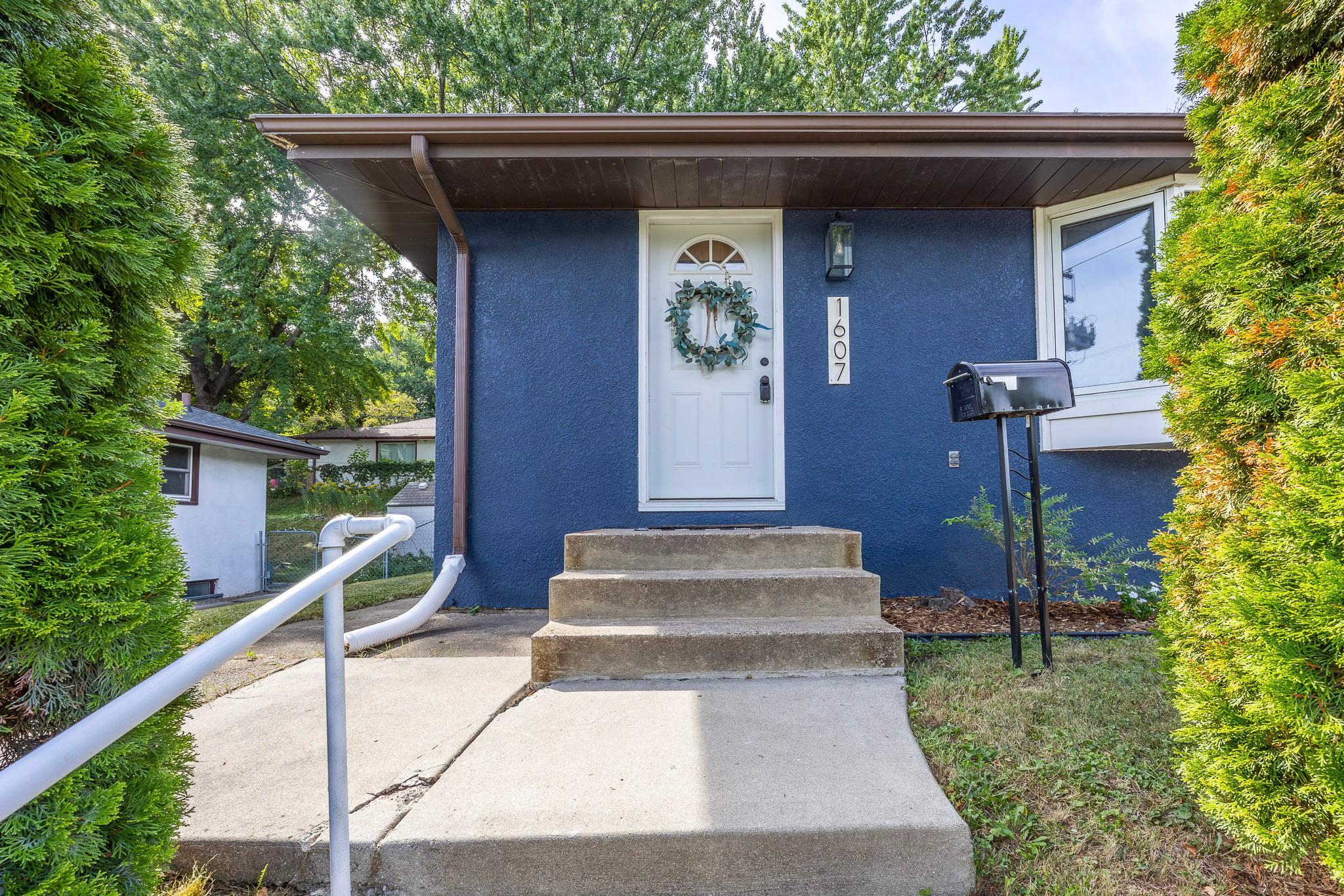 View of Residential at 1607 Southview Boulevard, South Saint Paul MN 55075, South Saint Paul (20 of 21) - Mike Wilen | Minnesota Team Real Estate