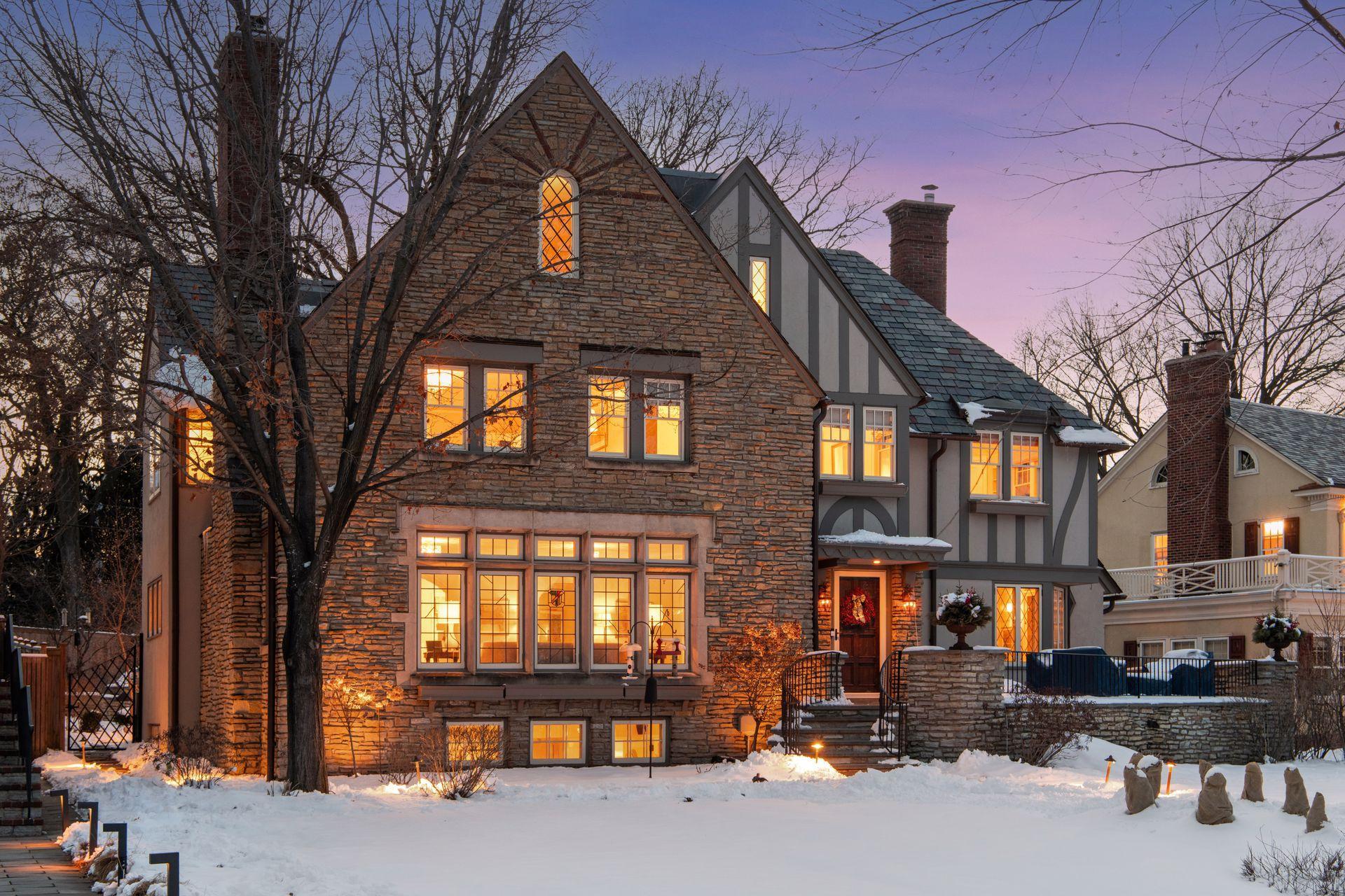 View of Residential at 2116 Lake Of The Isles Parkway, Minneapolis MN 55405, Minneapolis (8 of 77) - Mike Wilen | Minnesota Team Real Estate