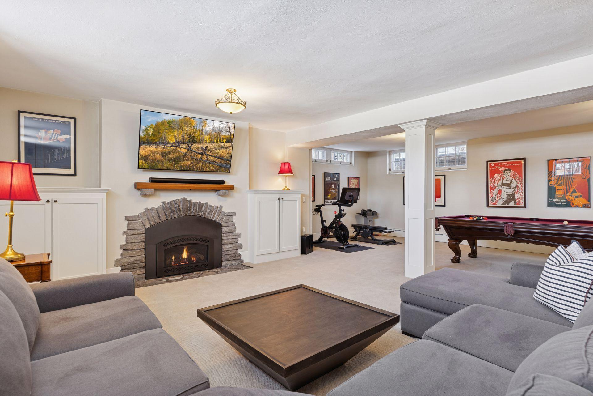 View of Residential at 2116 Lake Of The Isles Parkway, Minneapolis MN 55405, Minneapolis (64 of 77) - Mike Wilen | Minnesota Team Real Estate