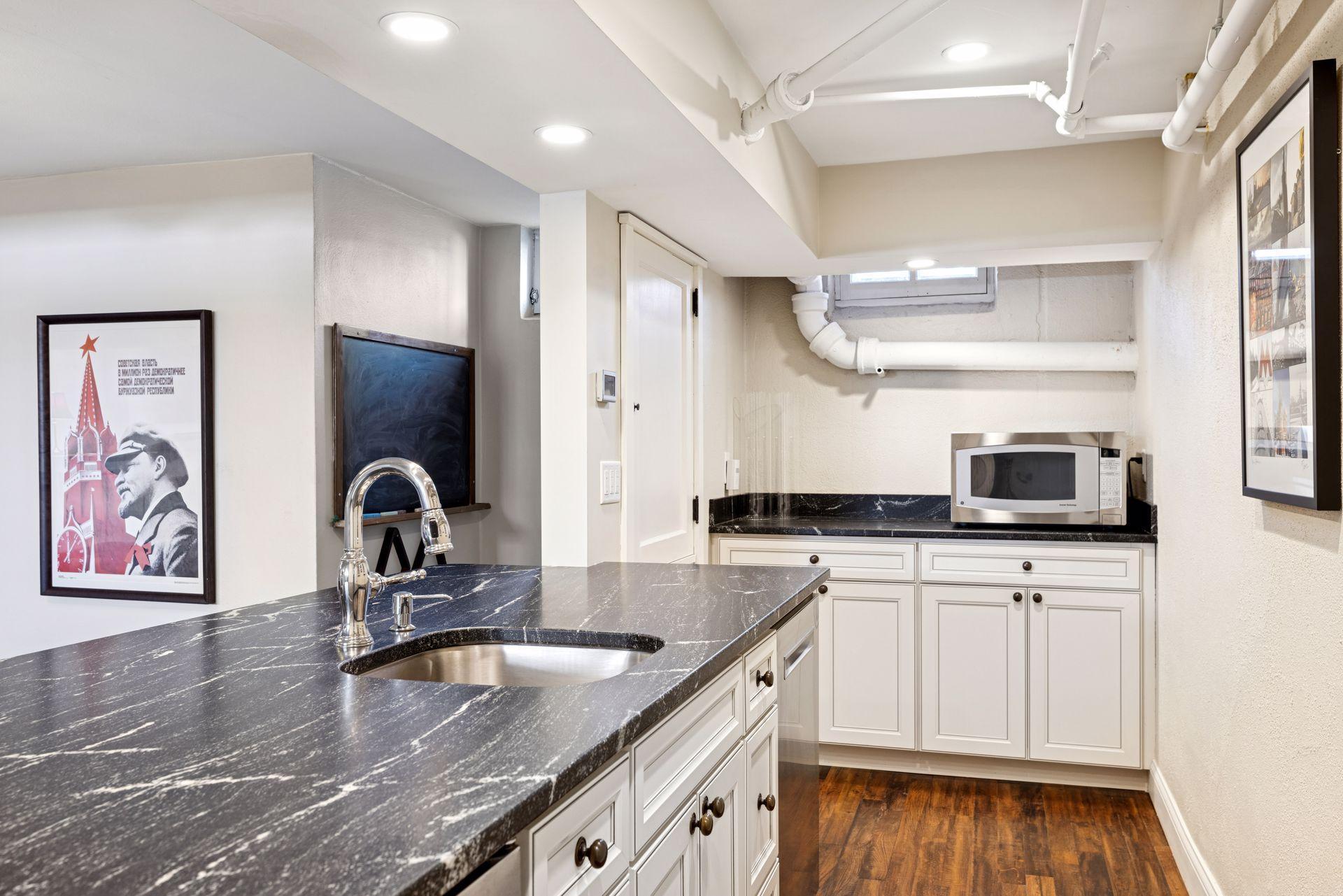 View of Residential at 2116 Lake Of The Isles Parkway, Minneapolis MN 55405, Minneapolis (69 of 77) - Mike Wilen | Minnesota Team Real Estate