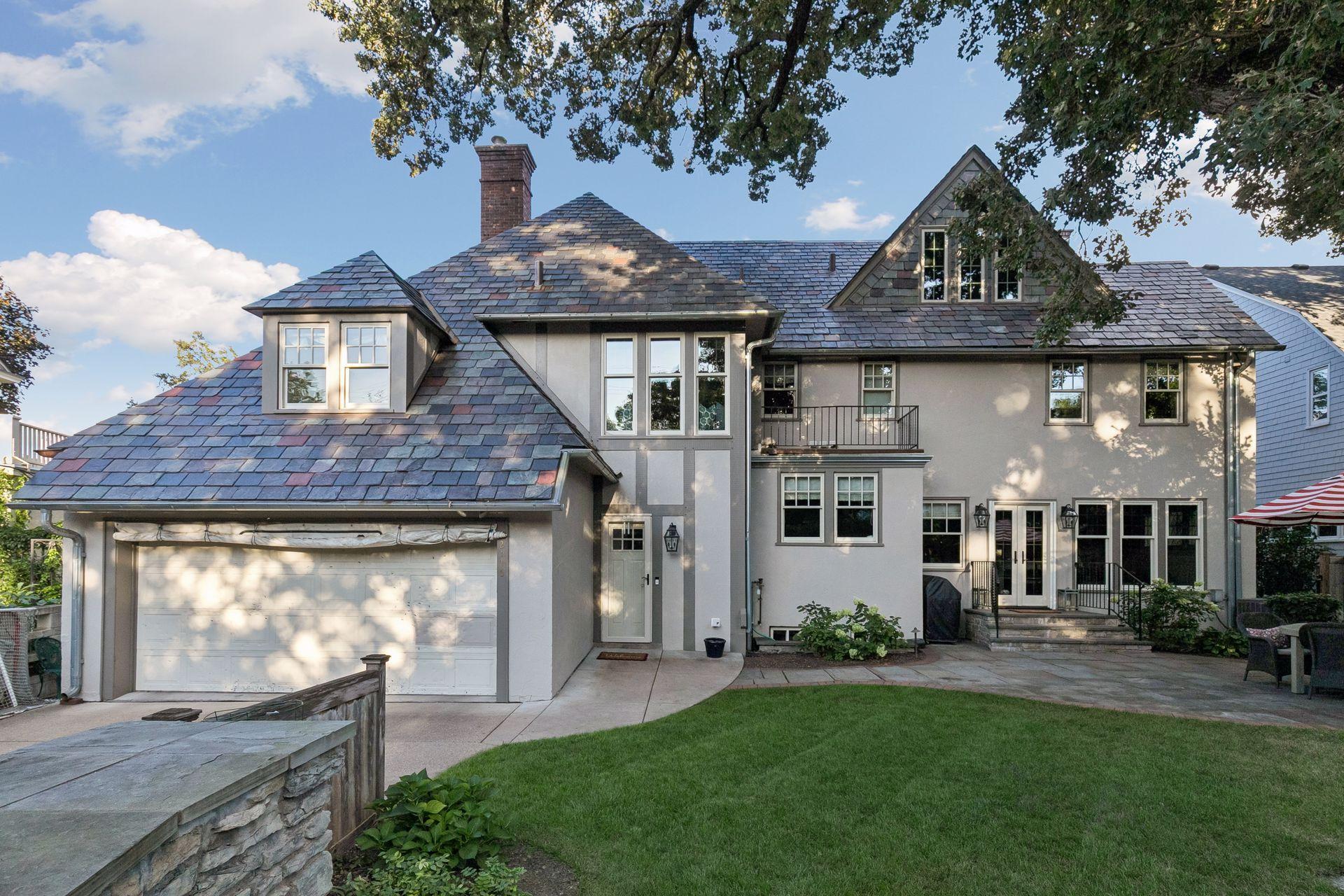 View of Residential at 2116 Lake Of The Isles Parkway, Minneapolis MN 55405, Minneapolis (76 of 77) - Mike Wilen | Minnesota Team Real Estate