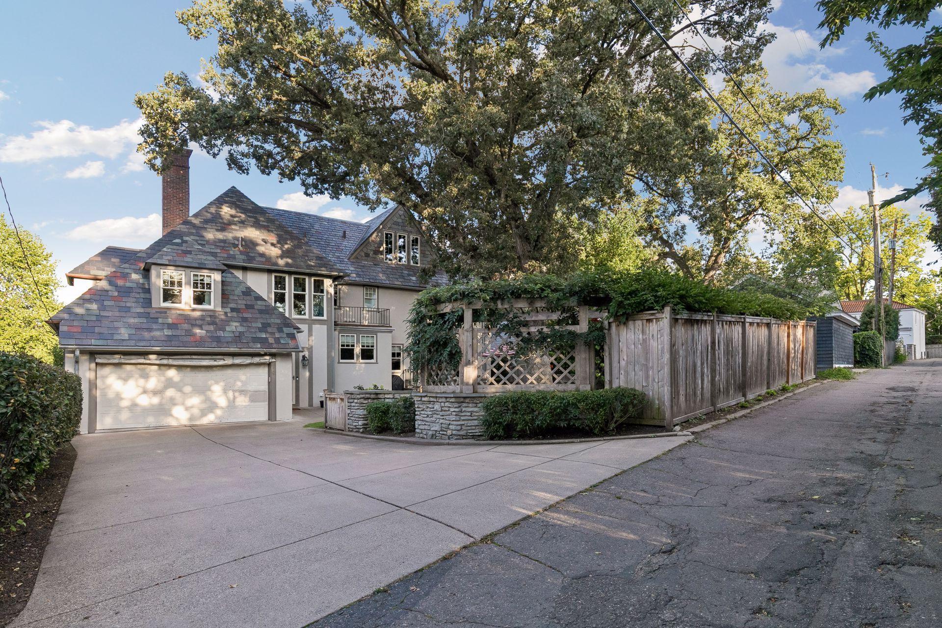 View of Residential at 2116 Lake Of The Isles Parkway, Minneapolis MN 55405, Minneapolis (77 of 77) - Mike Wilen | Minnesota Team Real Estate