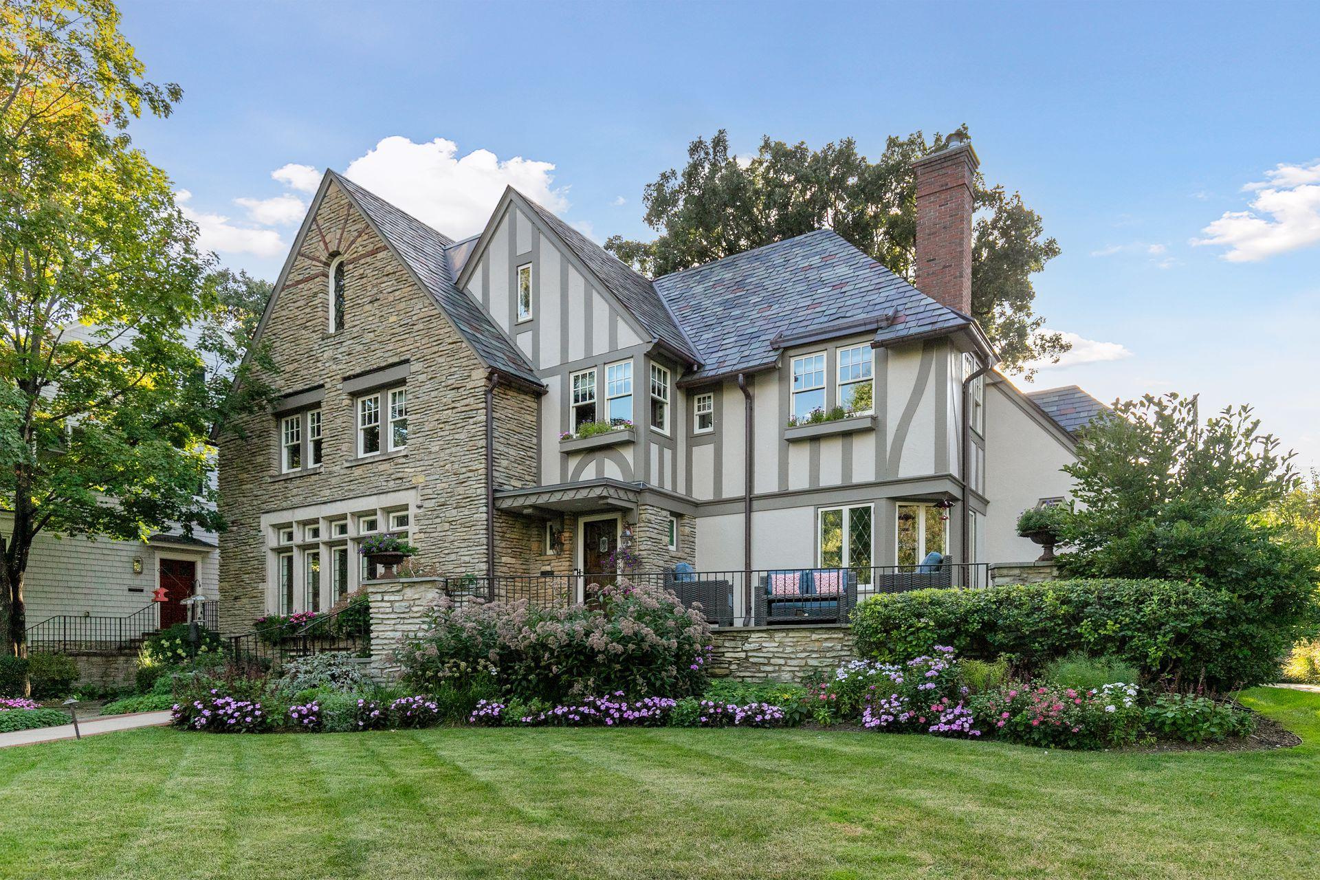 View of Residential at 2116 Lake Of The Isles Parkway, Minneapolis MN 55405, Minneapolis (2 of 77) - Mike Wilen | Minnesota Team Real Estate