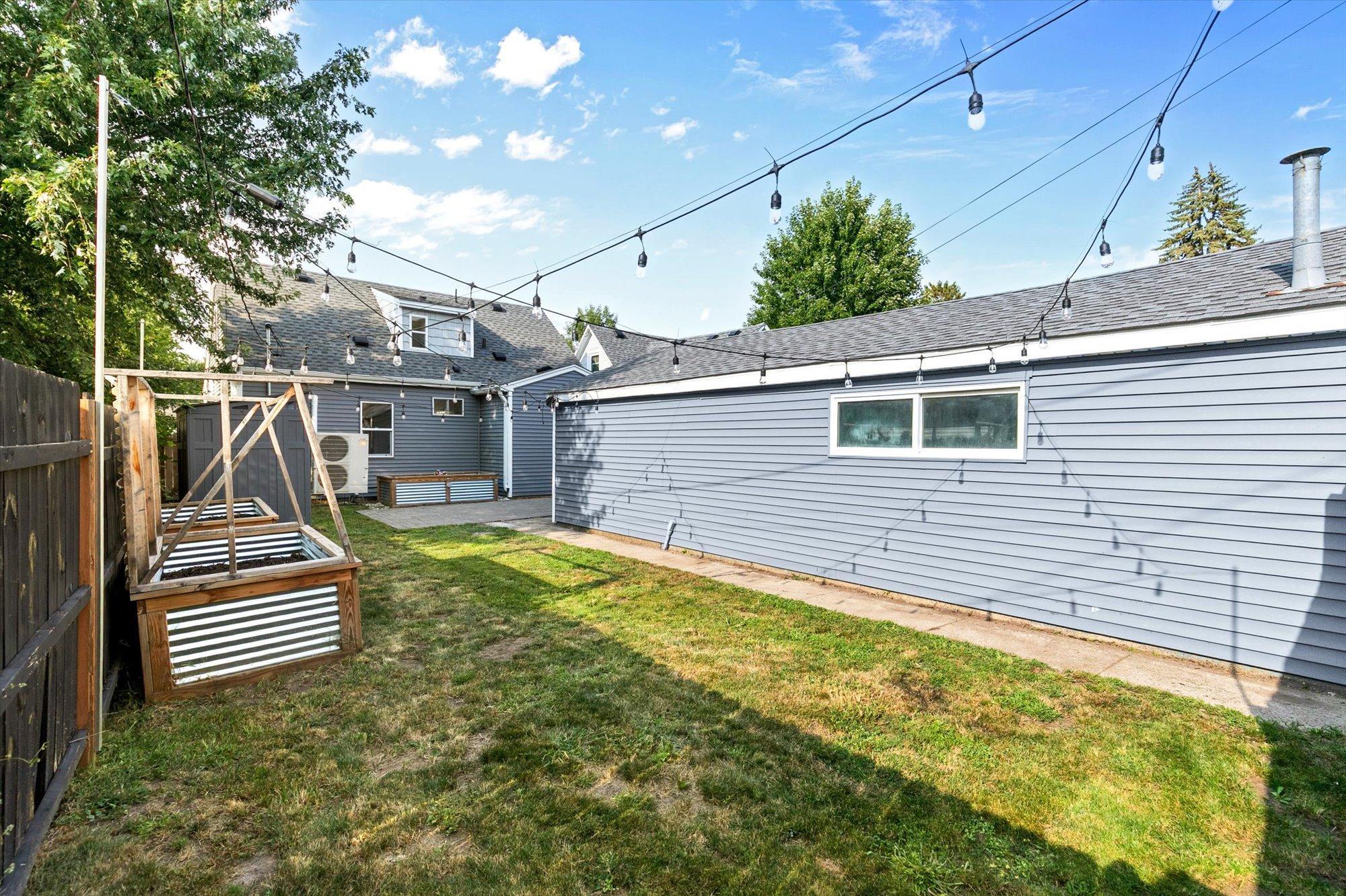 View of Residential at 2574 2nd Avenue, North Saint Paul MN 55109, North Saint Paul (38 of 40) - Mike Wilen | Minnesota Team Real Estate