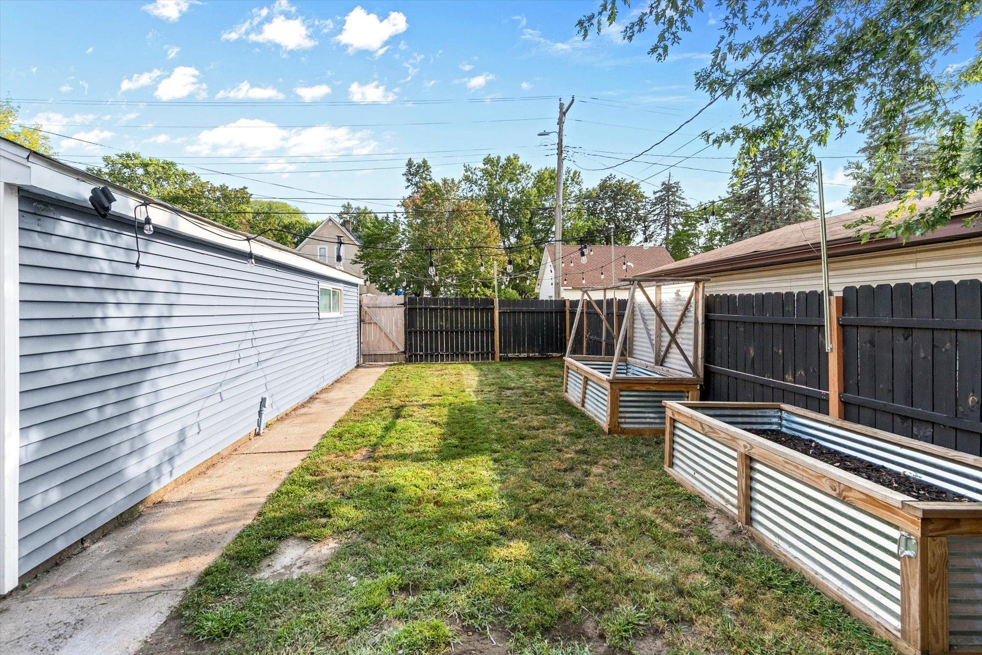 View of Residential at 2574 2nd Avenue, North Saint Paul MN 55109, North Saint Paul (37 of 40) - Mike Wilen | Minnesota Team Real Estate