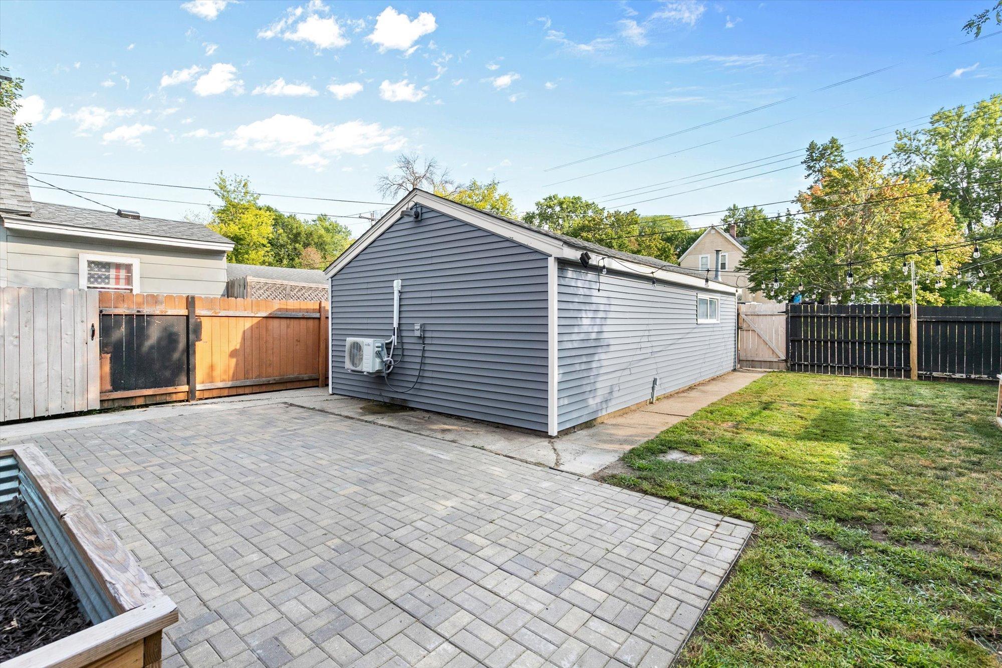View of Residential at 2574 2nd Avenue, North Saint Paul MN 55109, North Saint Paul (33 of 40) - Mike Wilen | Minnesota Team Real Estate