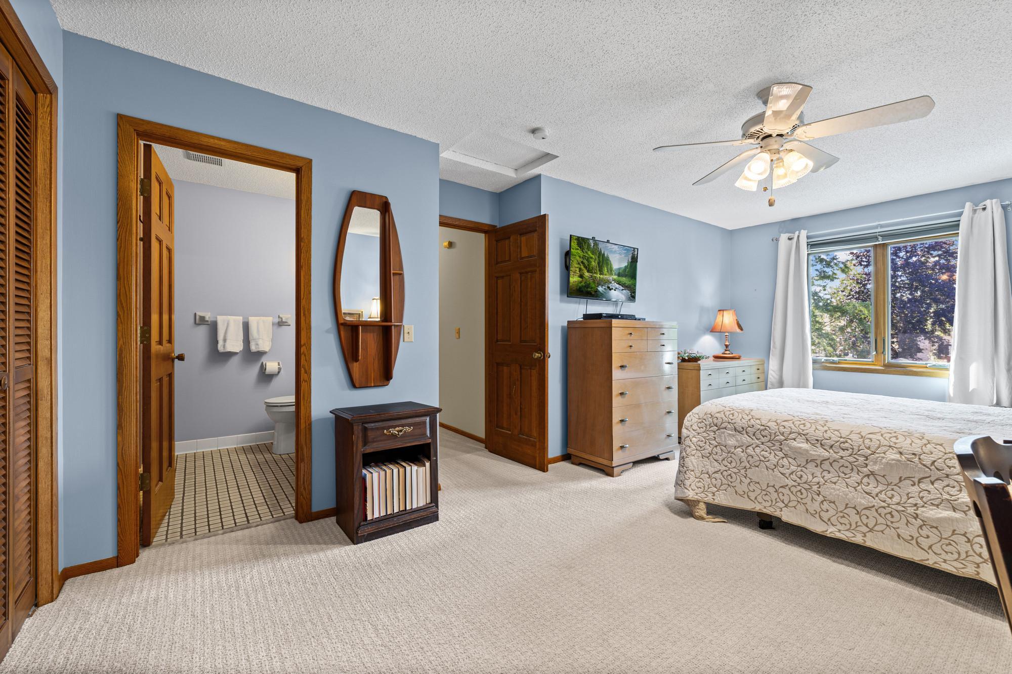 View of Residential at 5642 Chatsworth Street, Shoreview MN 55126, Shoreview (28 of 53) - Mike Wilen | Minnesota Team Real Estate