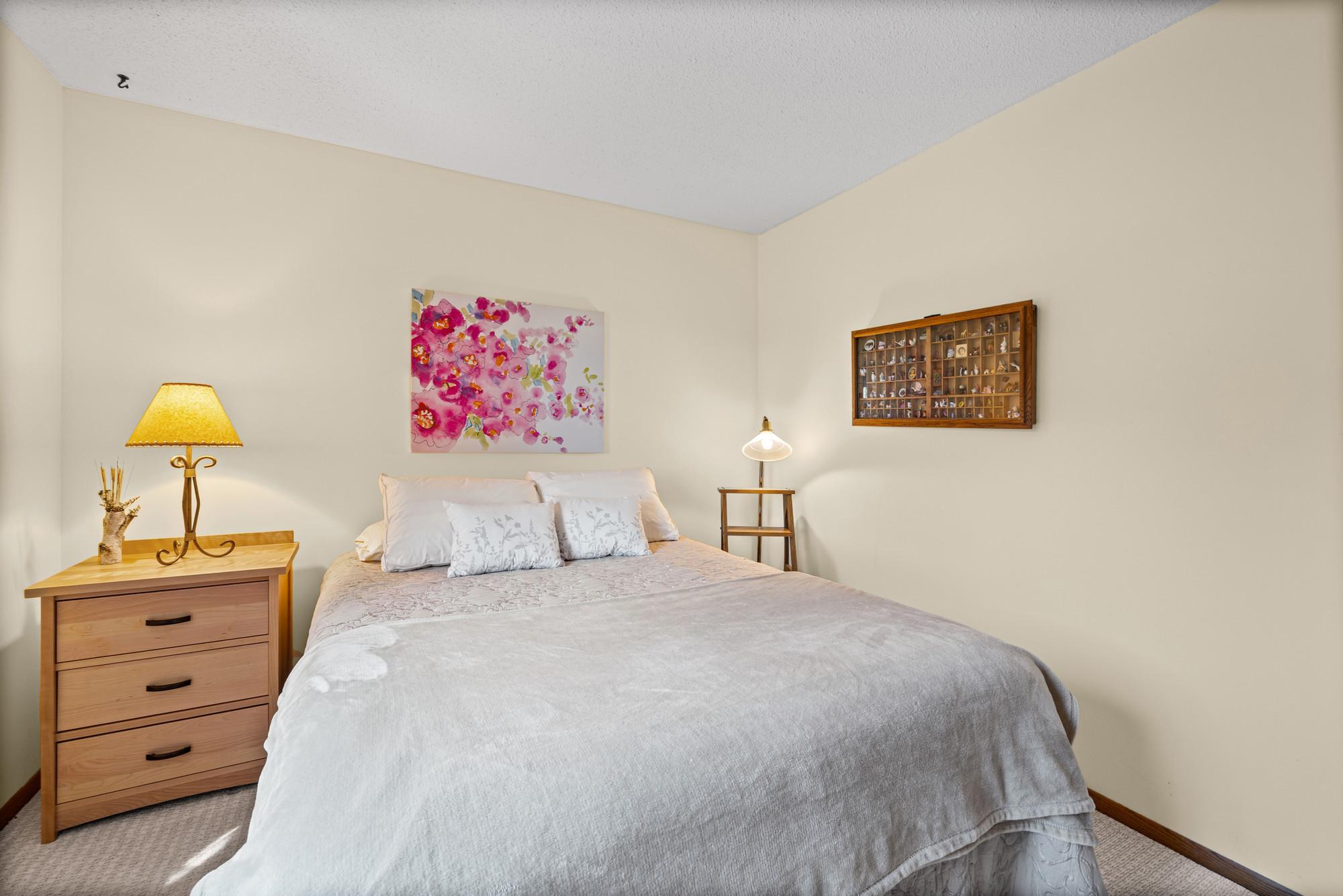 View of Residential at 5642 Chatsworth Street, Shoreview MN 55126, Shoreview (25 of 53) - Mike Wilen | Minnesota Team Real Estate