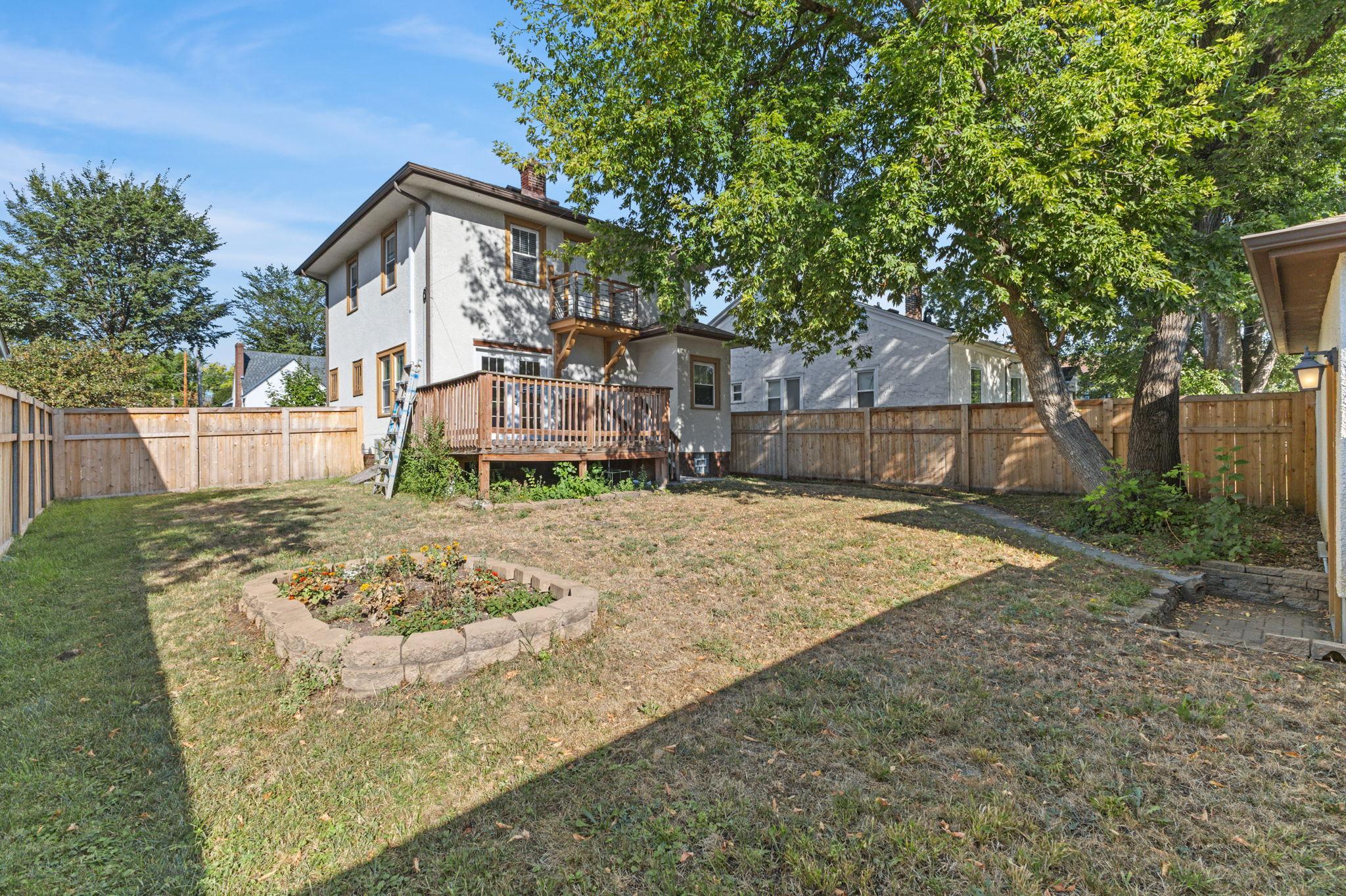 View of Residential at 1618 Vincent Avenue, Minneapolis MN 55411, Minneapolis (32 of 41) - Mike Wilen | Minnesota Team Real Estate