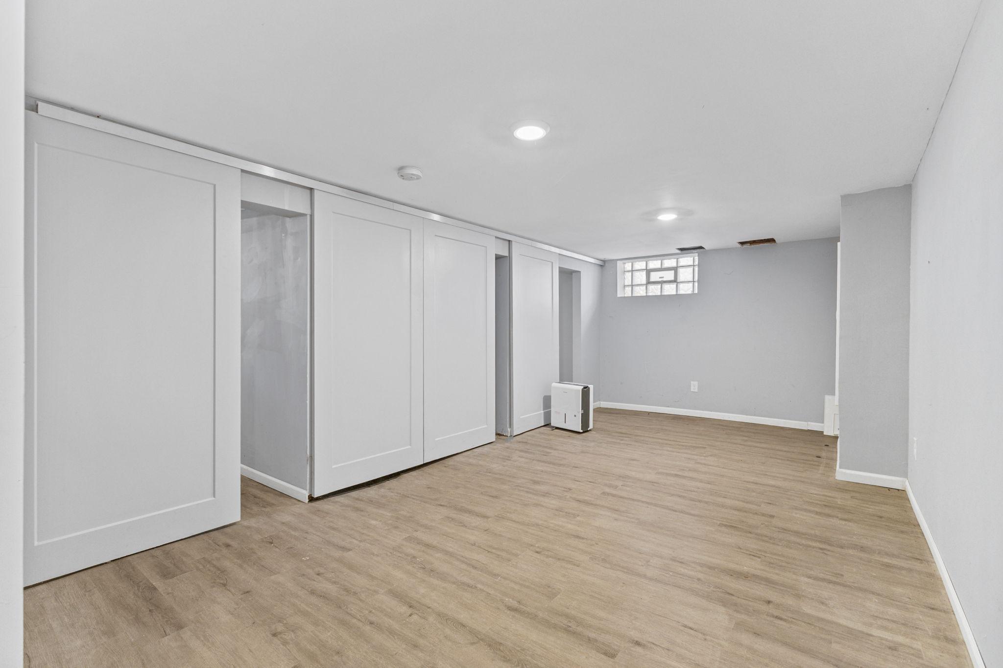 View of Residential at 1618 Vincent Avenue, Minneapolis MN 55411, Minneapolis (23 of 41) - Mike Wilen | Minnesota Team Real Estate