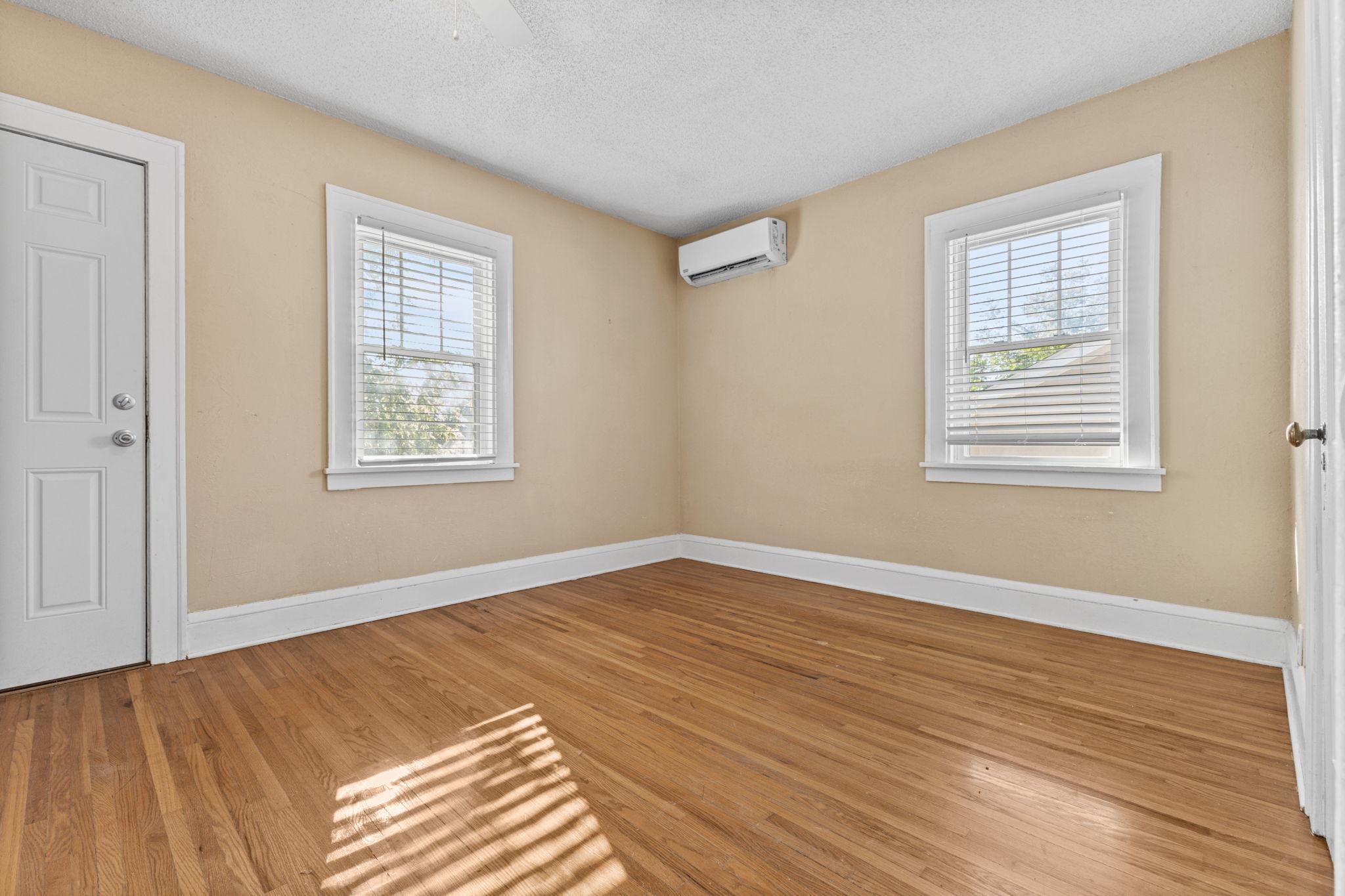 View of Residential at 1618 Vincent Avenue, Minneapolis MN 55411, Minneapolis (19 of 41) - Mike Wilen | Minnesota Team Real Estate