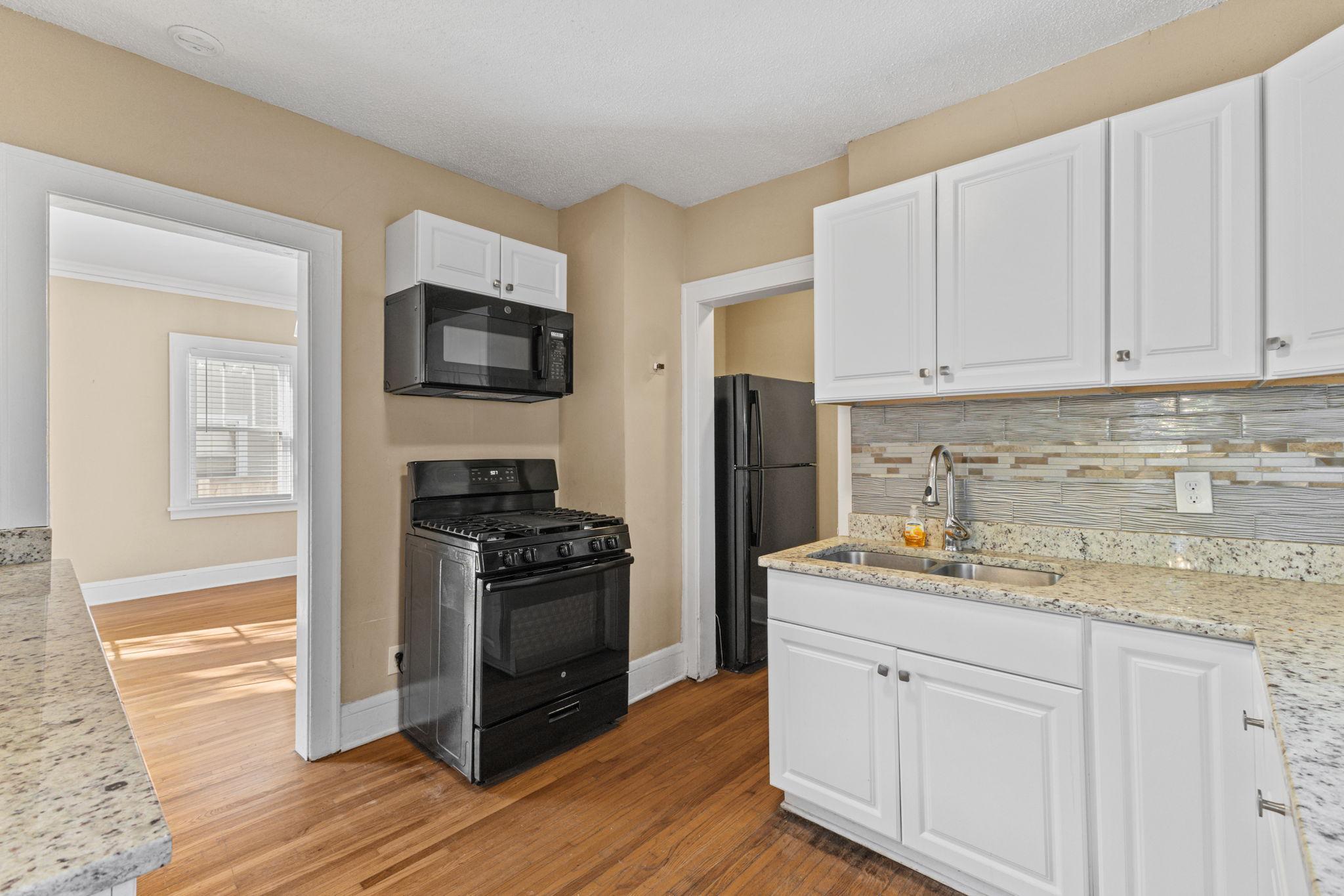 View of Residential at 1618 Vincent Avenue, Minneapolis MN 55411, Minneapolis (8 of 41) - Mike Wilen | Minnesota Team Real Estate